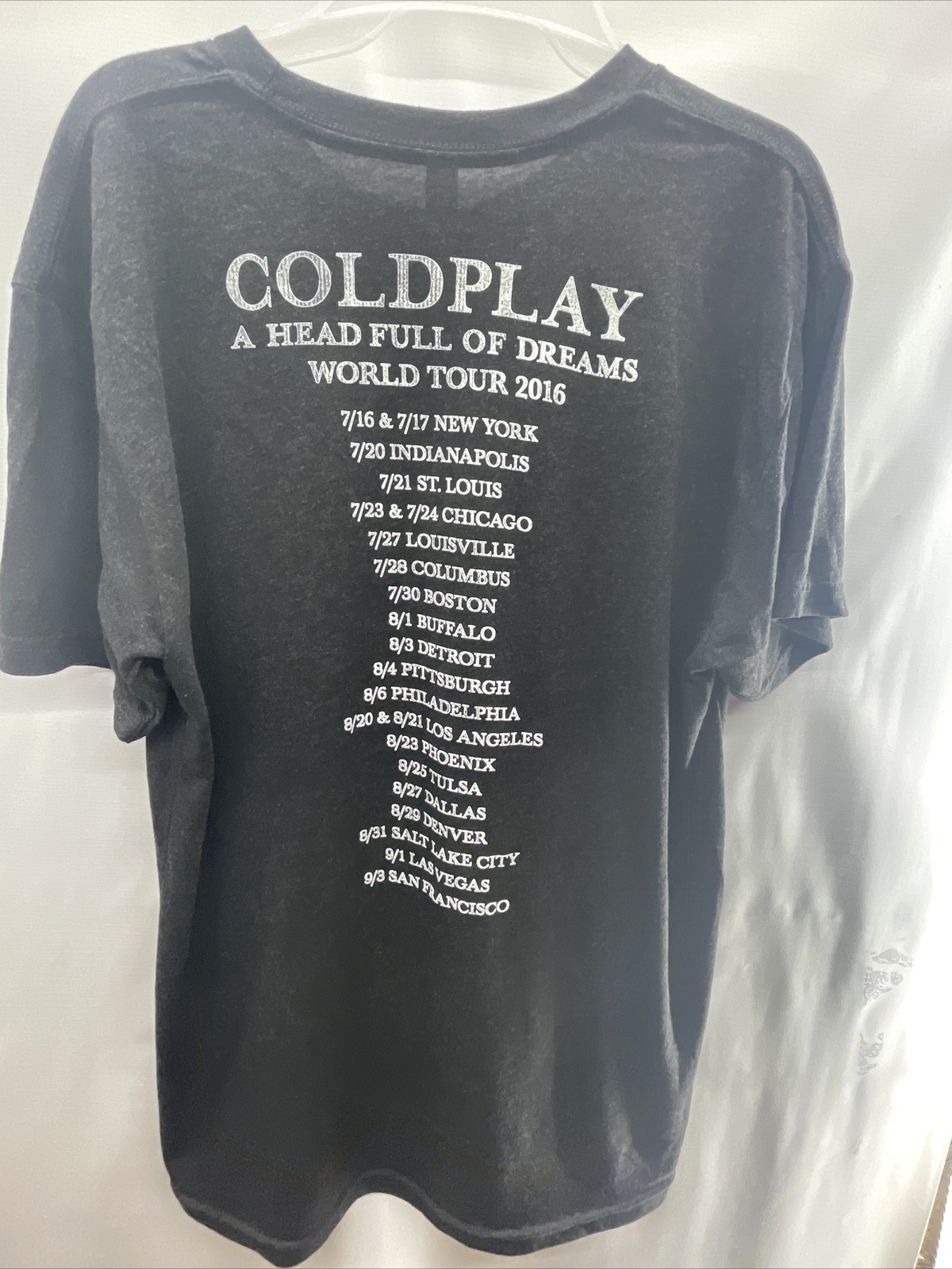 2016 COLDPLAY “A Head Full of Dreams” Concert Tour T-Shirt CHRIS MARTIN Small
