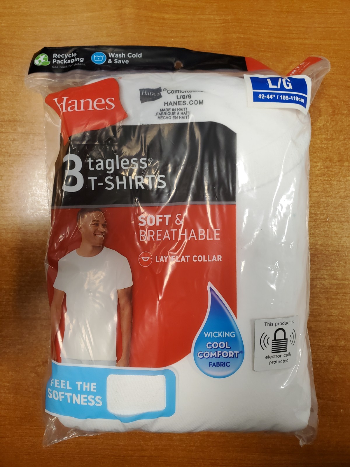 3 Pack: Hanes Men’s White Tagless Crew Neck T-Shirt Undershirt *LARGE* (AE3269)
