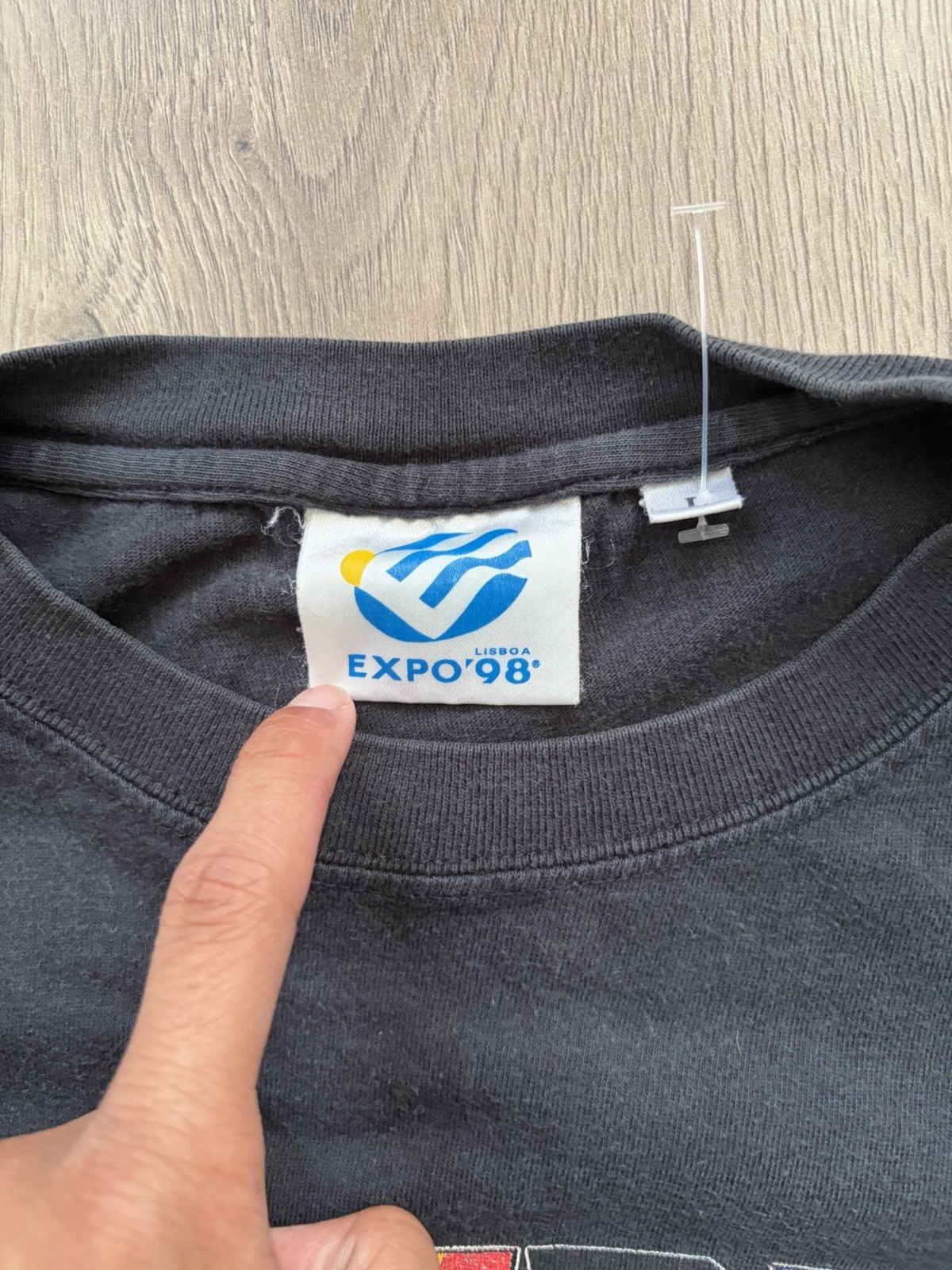 Vintage Y2K 90s Lisboa Expo 98 Gil Graphic Print Black T-Shirt Men’s Size Large