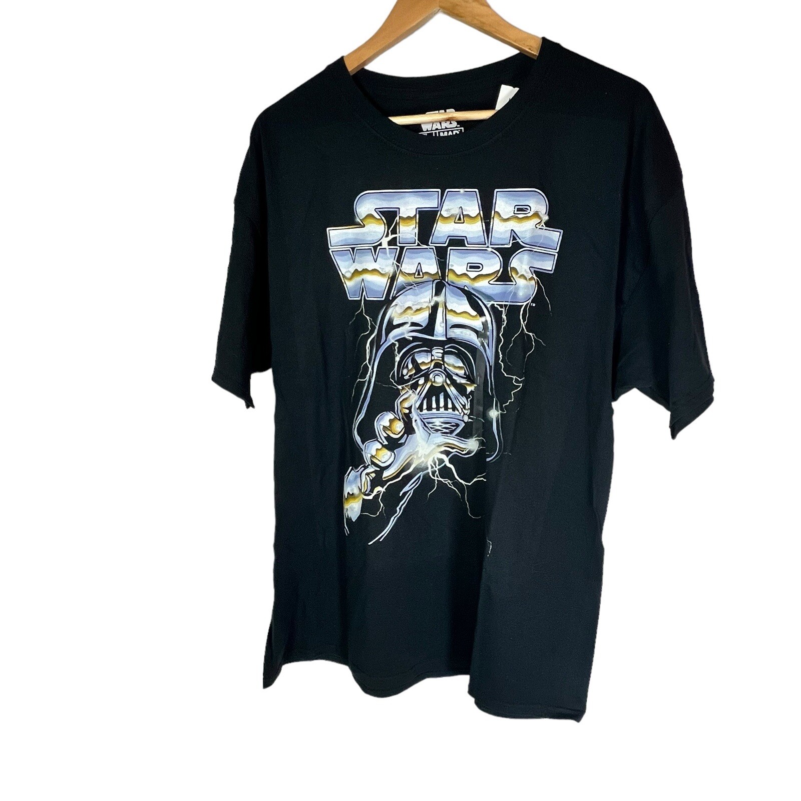 Star Wars Dark Vader Men’s Tee Shirt Mad Engine Size S Color Black 100% Cotton