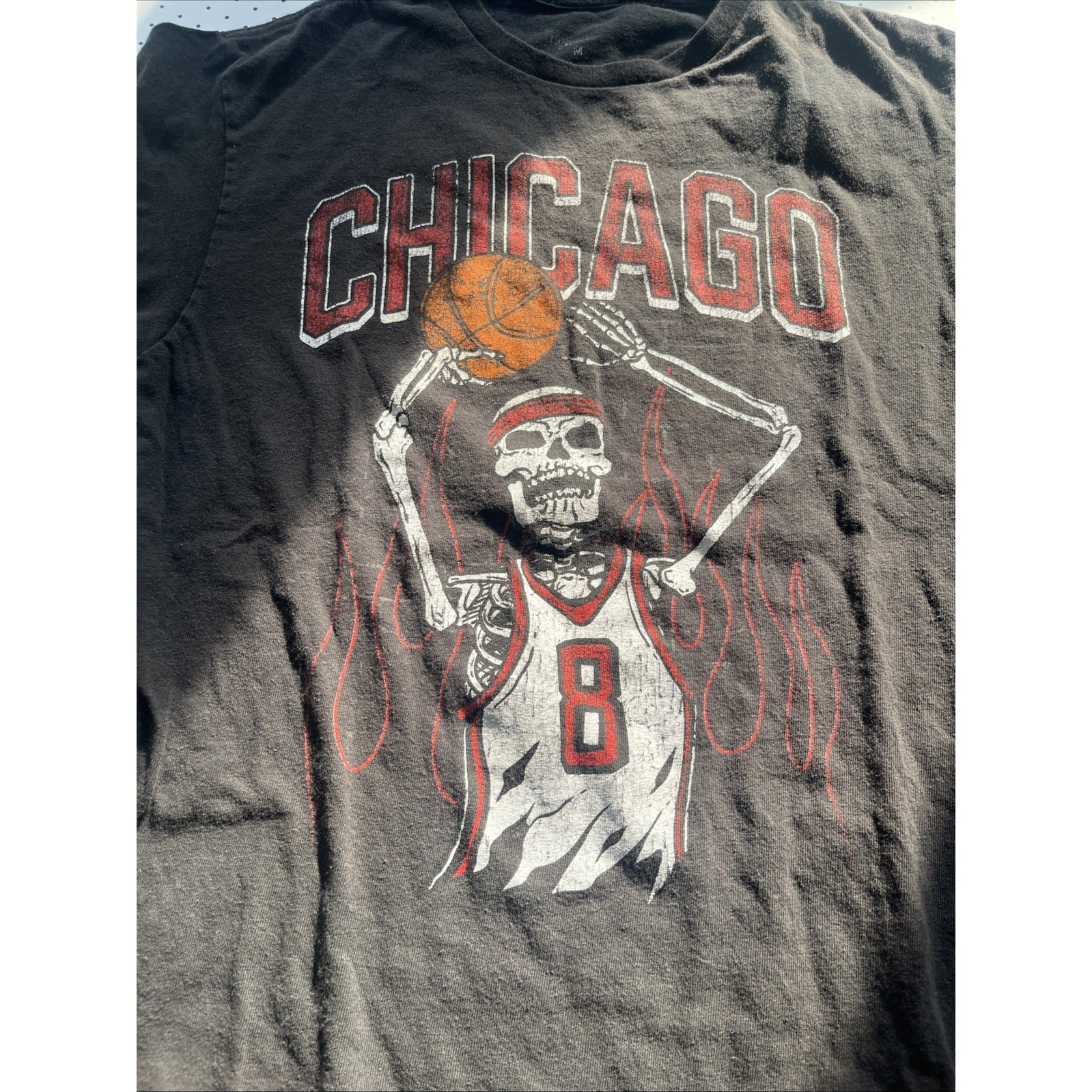 Chicago Skeleton Basketball Graphic T-Shirt Men’s Medium Black Cotton Streetwear
