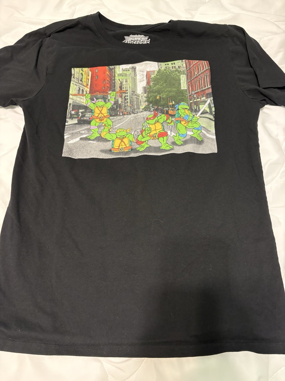 Nickelodeon TMNT Men’s Black Crew Neck Short Sleeve Graphic T-Shirt L/G