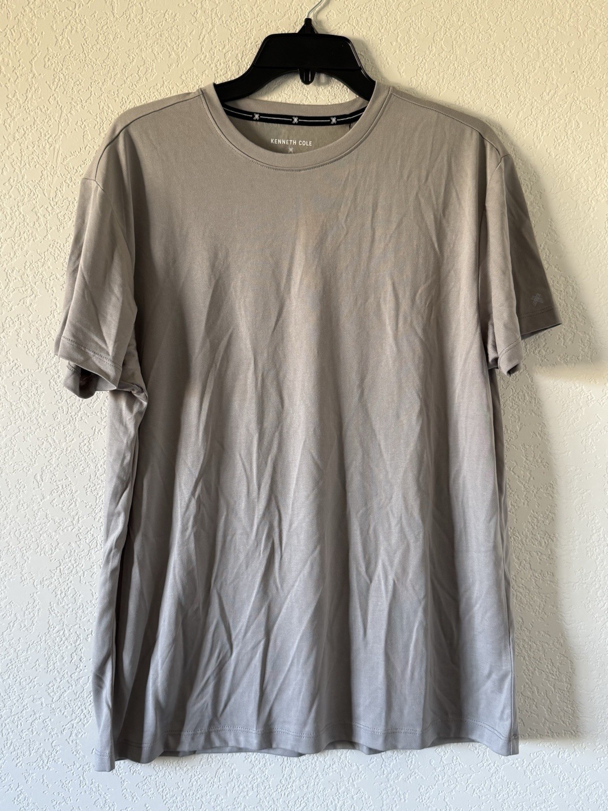 Kenneth Cole Medium Active Tech T-Shirt Mountain Rock Gray Stretch $49