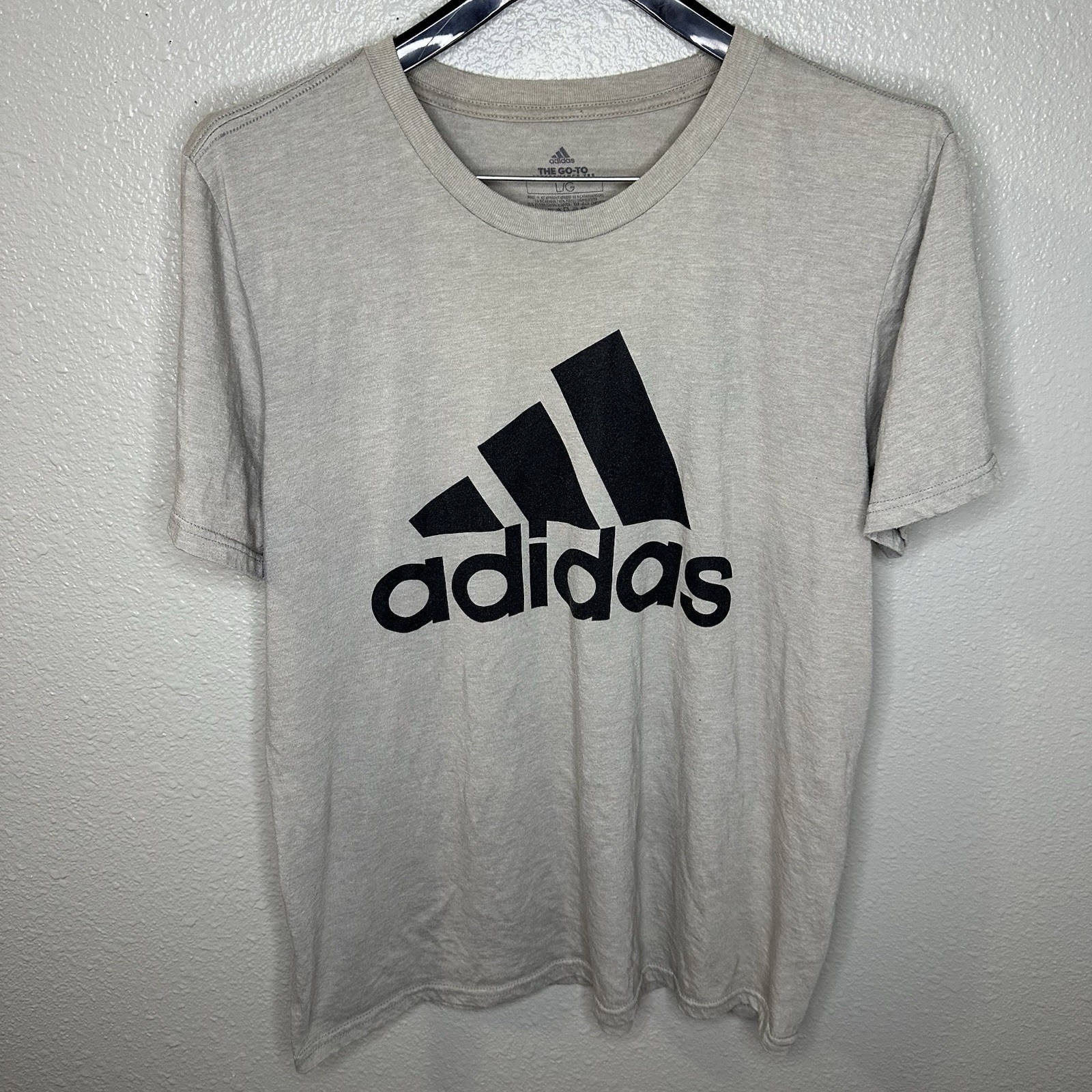 Adidas Men’s Large Shirt Go-to Performance Tee Beige Logo Shirt Lightweight