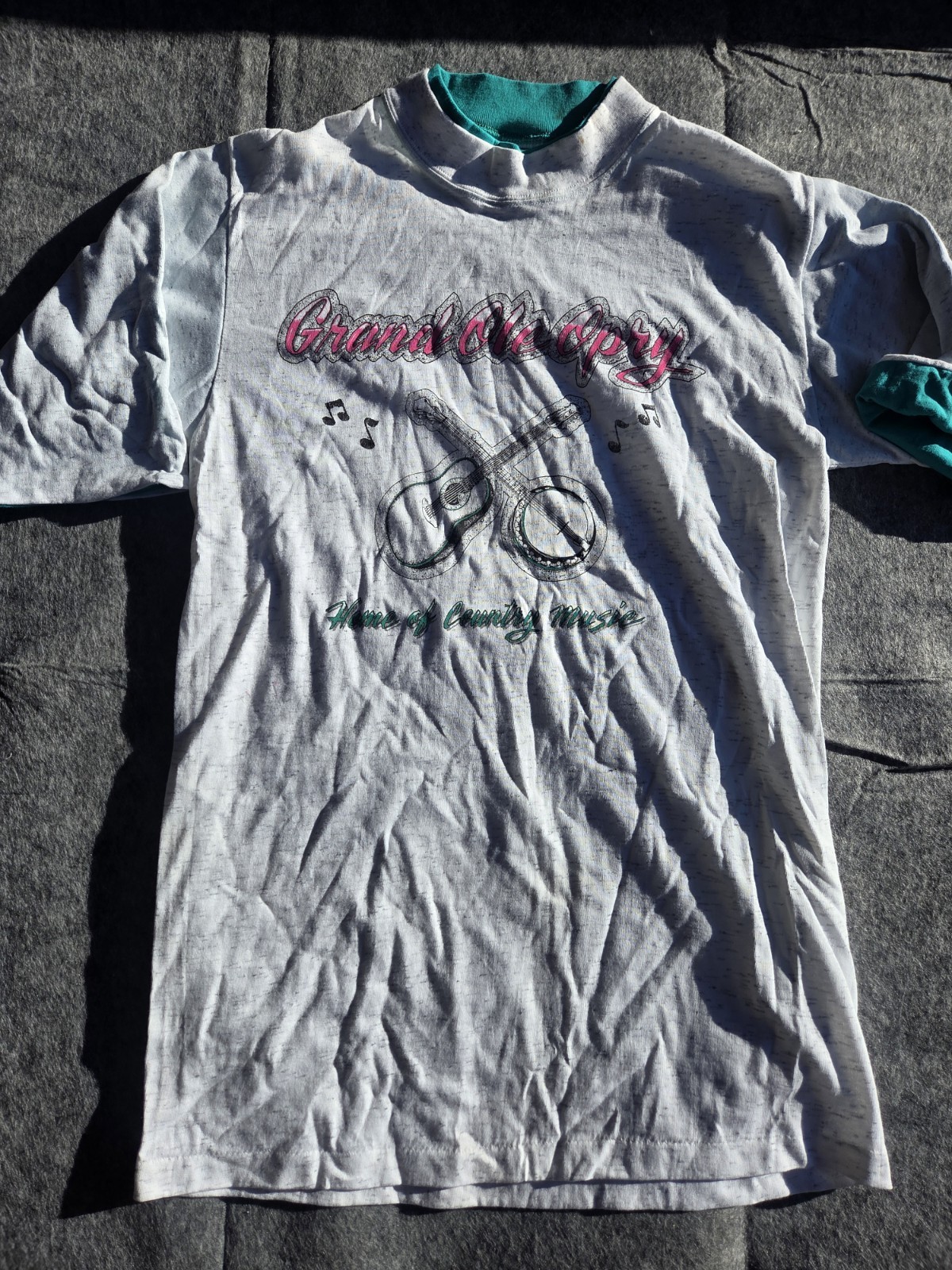 Vintage Single Stitch T-shirt Grand Ole Opry Size Large Made In USA Distressed