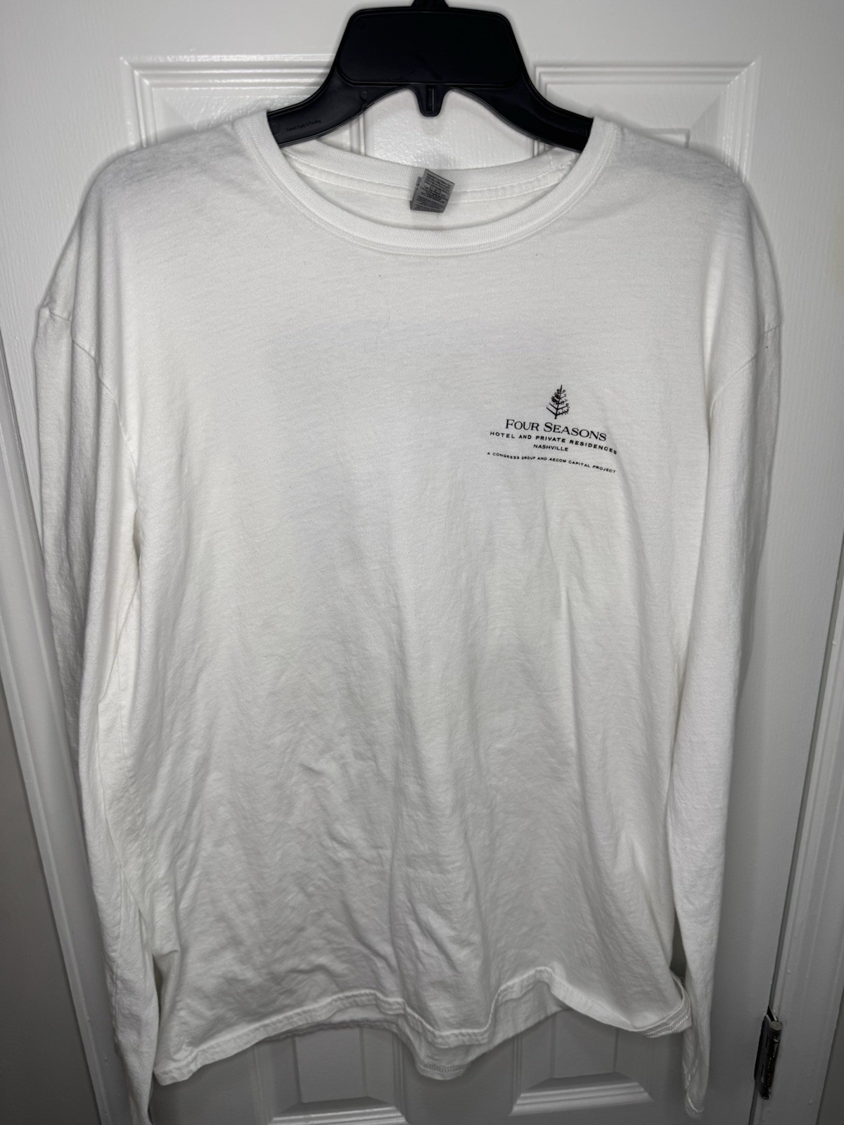 Four Seasons Nashville Hotel AECOM HUNT May 2021 Construction T-Shirt XL White