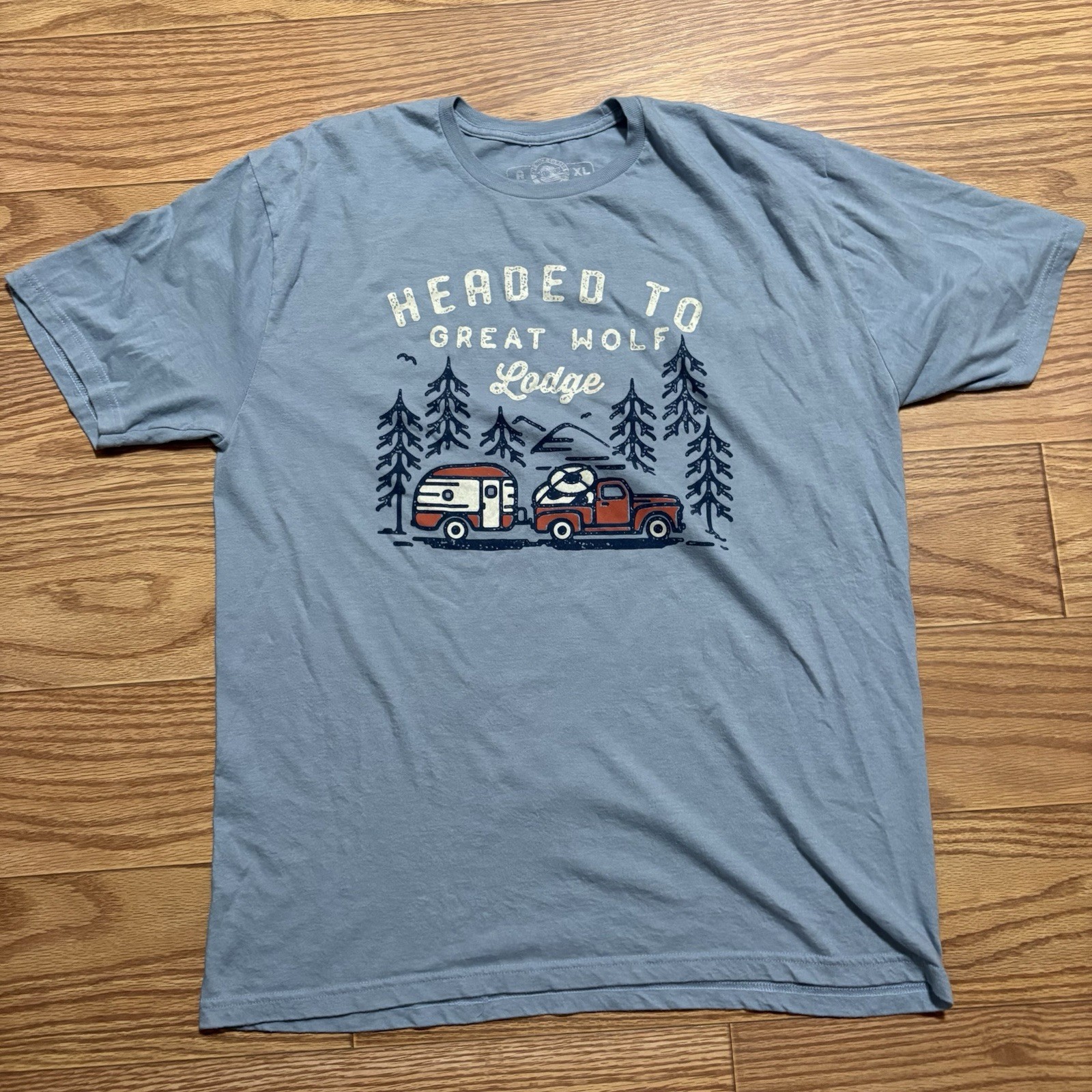 Headed To Great Wolf Lodge GWL Men’s Shirt Size XL Light Blue Relaxed