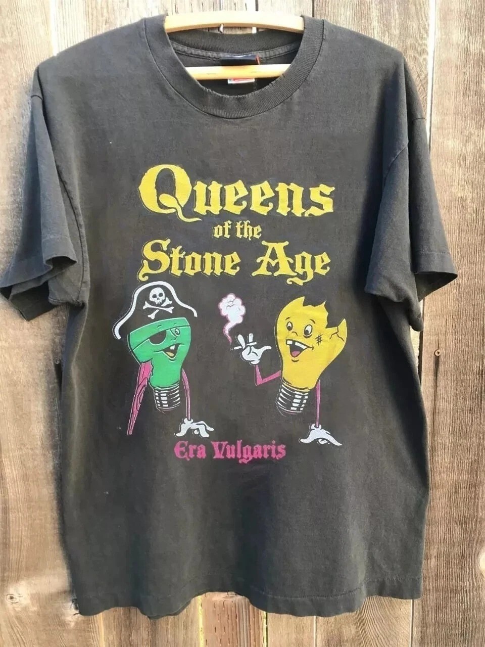 HOT! QUEENS OF THE STONE AGE ERA VULGARIS Unisex T-Shirt Charcoal Size S-5XL