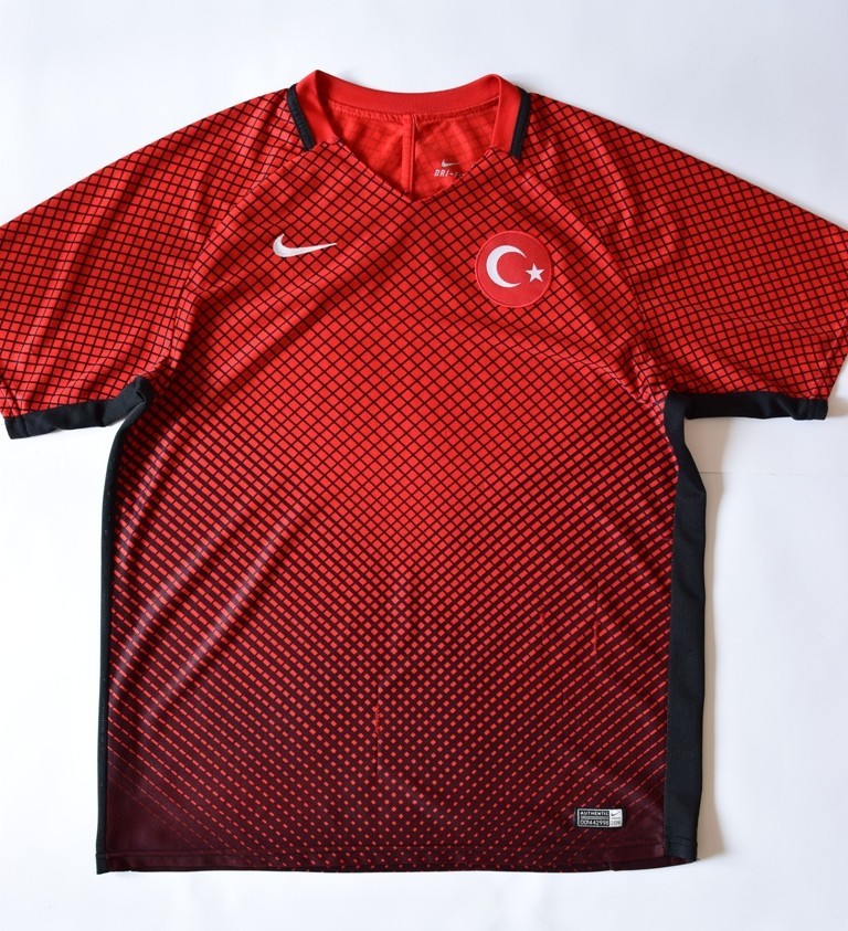 Nike 2016-17 Turkey National Team Home Soccer Jersey