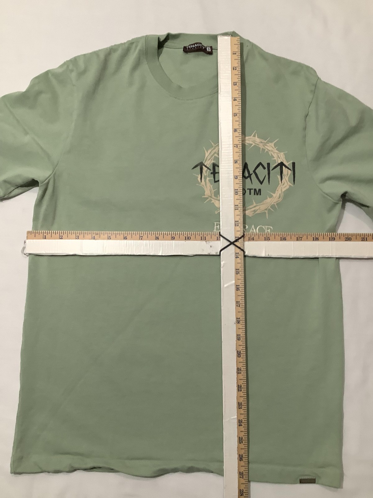 Tenaciti Studios Shirt Mens Small Green Embrace Resilience Crown Graphic Tee