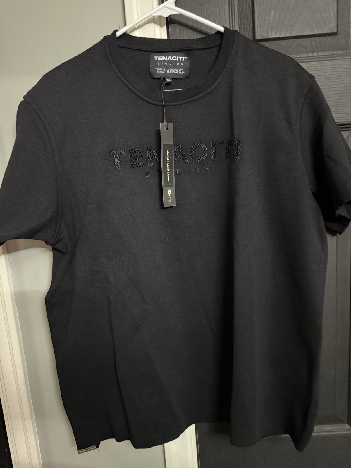 Tenaciti Studios Black Raw Hem T Shirt – Men’s Size 2XL – Brand New With Tags