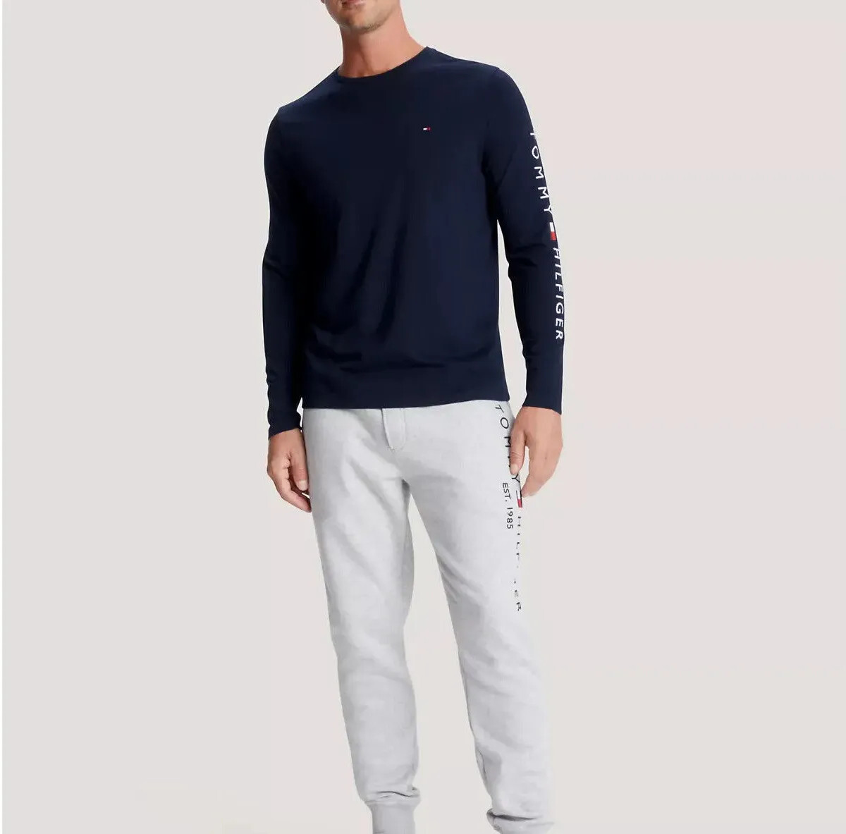 NWT Tommy Hilfiger Men’s Flag Logo All Cotton Regular Fit Long Sleeve T-Shirt