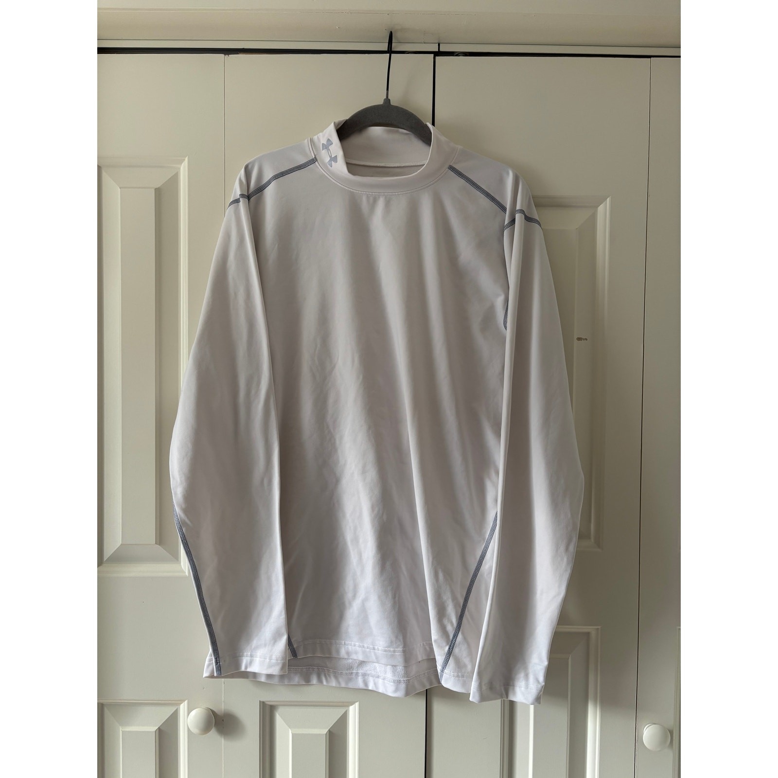Under Armour White ColdGear Fitted Long Sleeve Top LG
