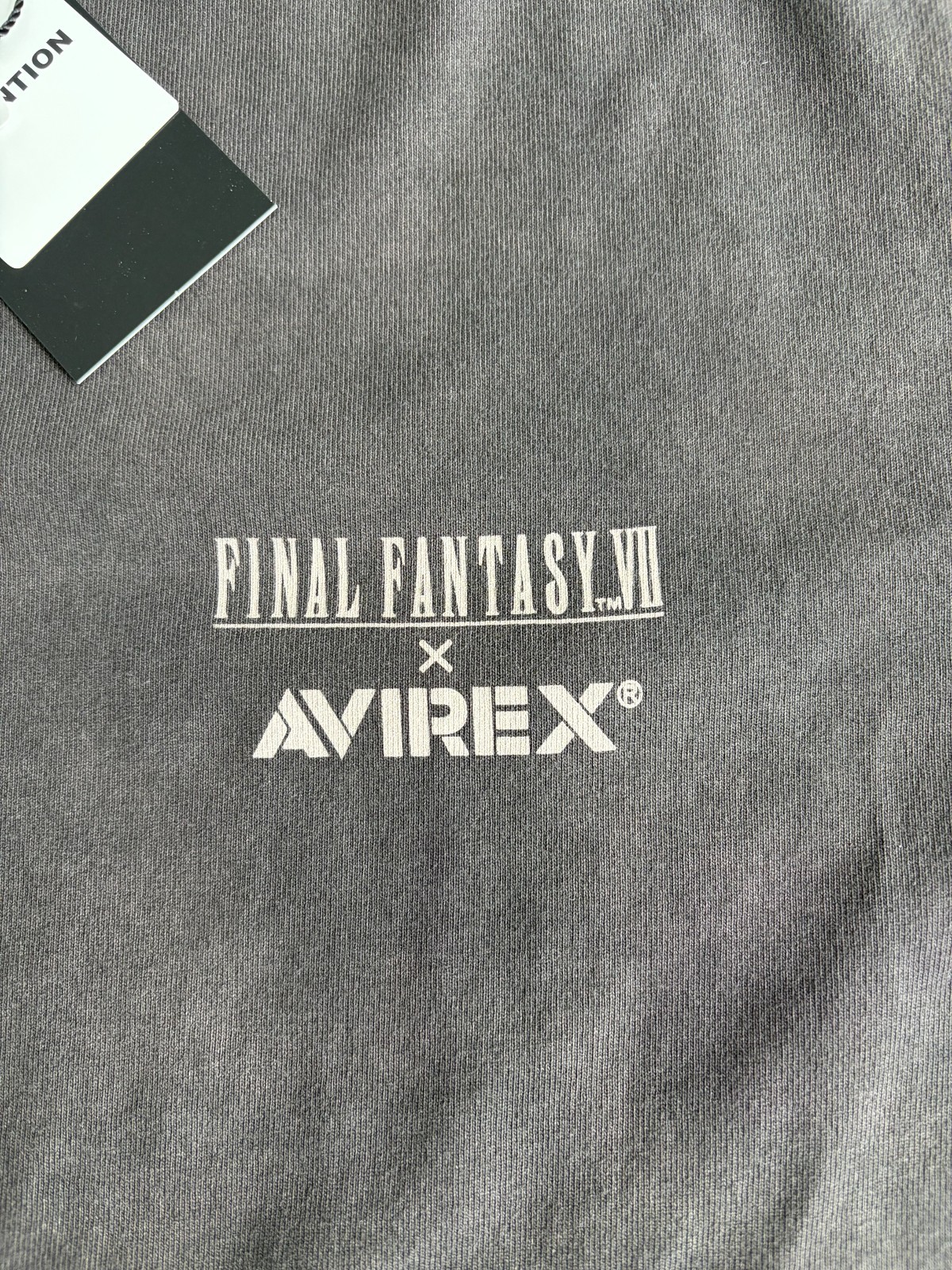 AVIREX x FINAL FANTASY VII REMAKE TIFA SEVENTH HEAVEN T-SHIRT L NWT Authentic