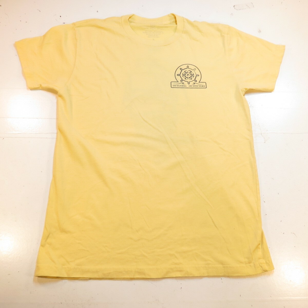 OUTLYING OUTFITTERS PIRATE SHIP BAHAMA TEE T SHIRT Mens S Yellow