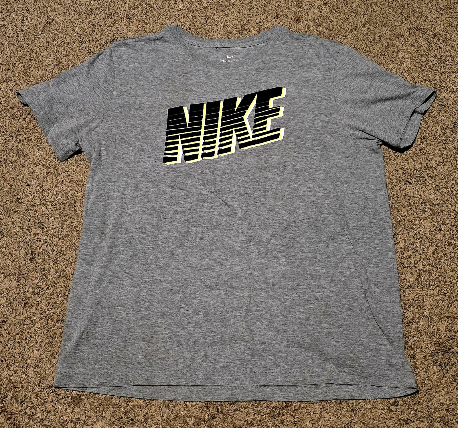 The Nike Tee Gray Black Yellow Mens Large T-Shirt