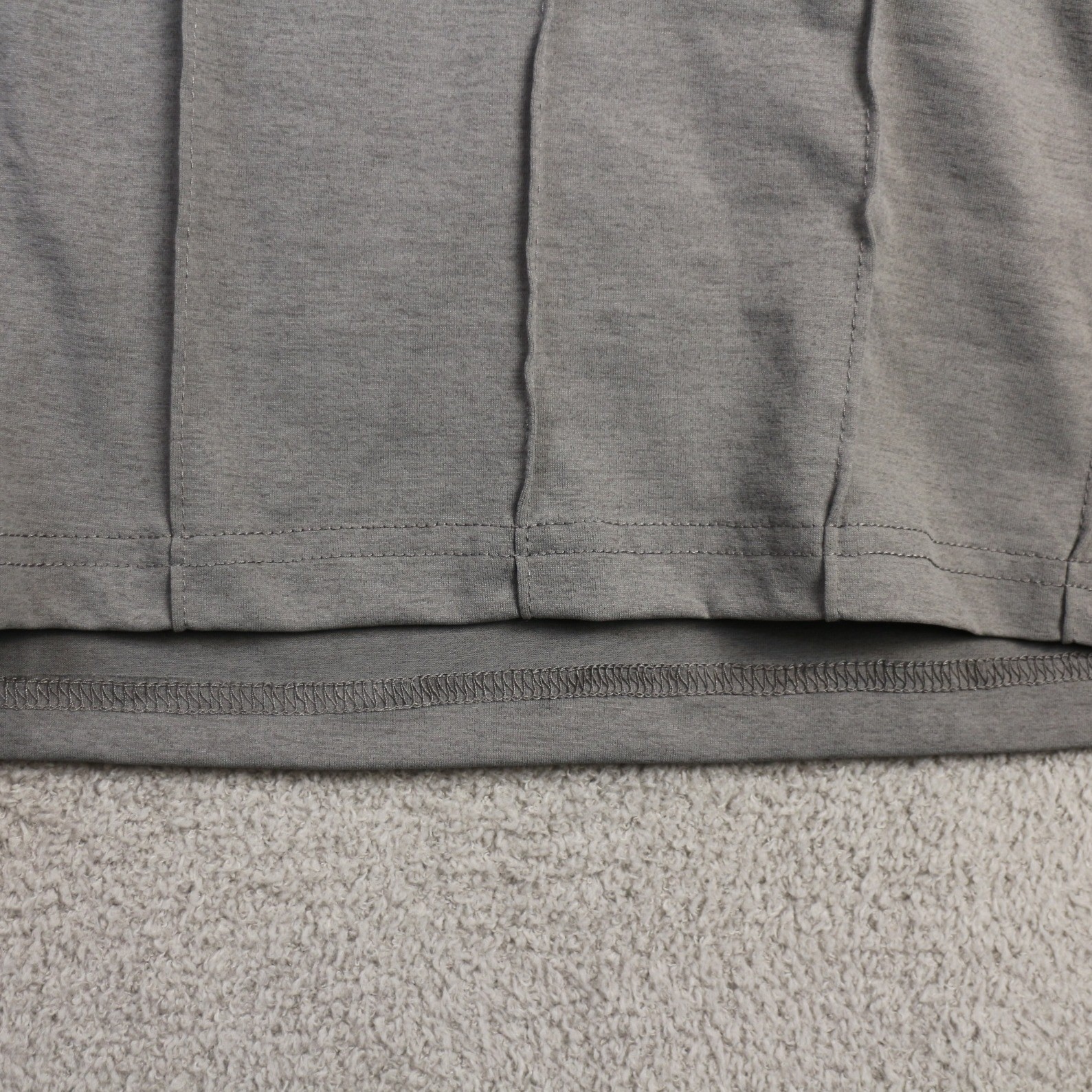 Manfinity T-Shirt Men’s Size Large Grey Pintuck Pleated Hypnotize Short Sleeve