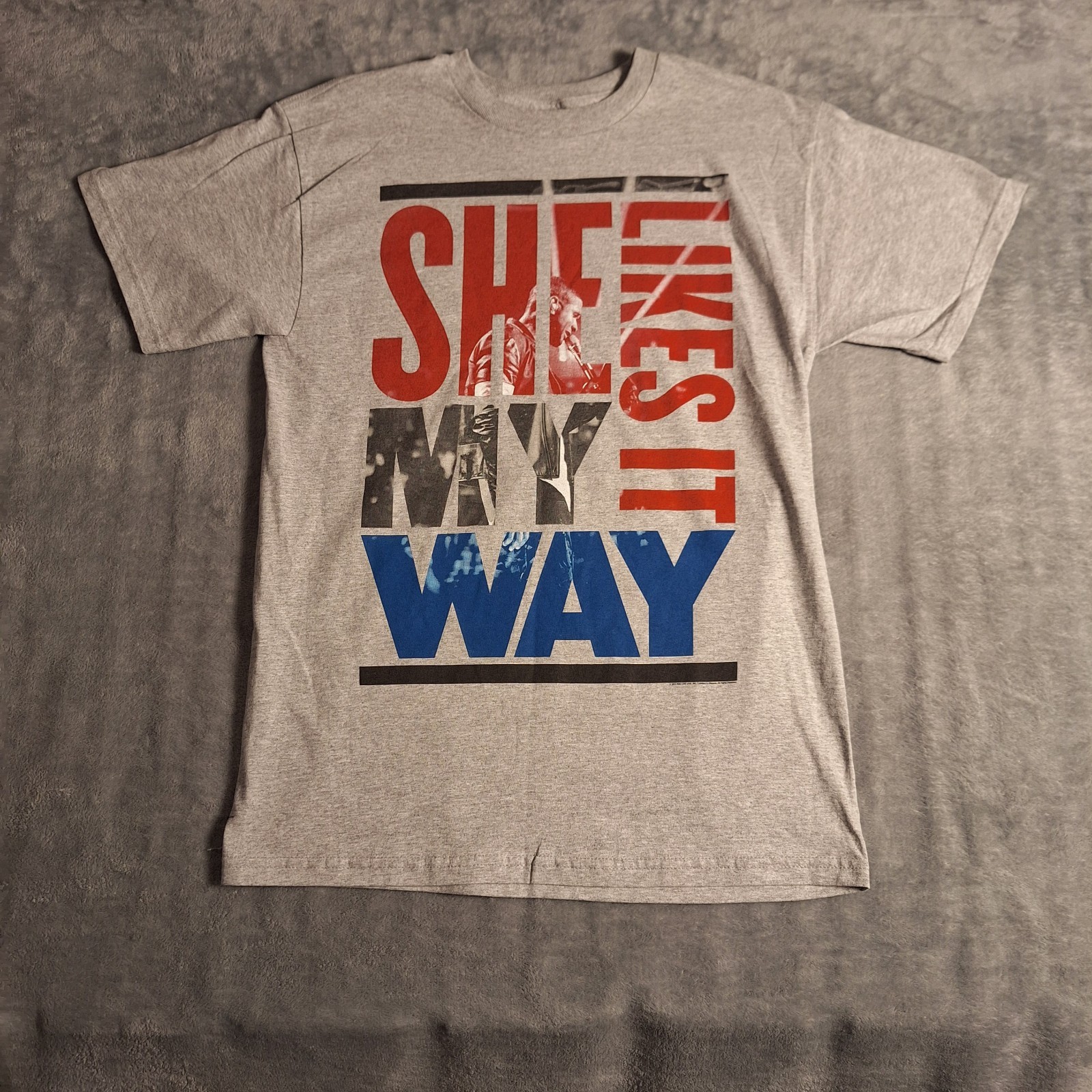 Usher #URXTOUR “She Likes it My Way” Gray Tour T-Shirt Size Medium Deadstock