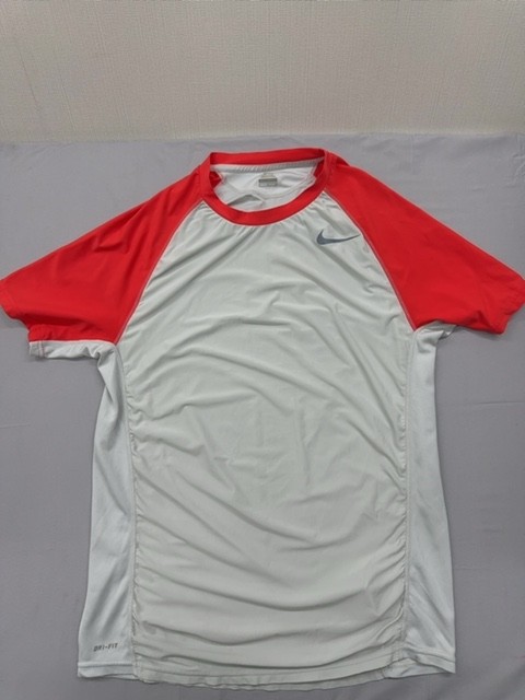 Nike Men’s S Dri-FIT Raglan Short Sleeve T-Shirt in White/Red