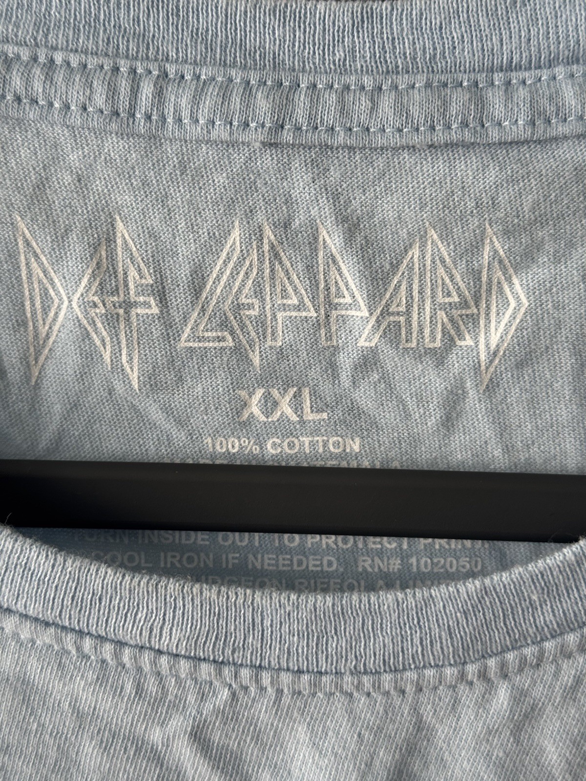 Def Leppard Adult XXL Graphic T Shirt High n Dry Blue Band Tee Retro Distressed