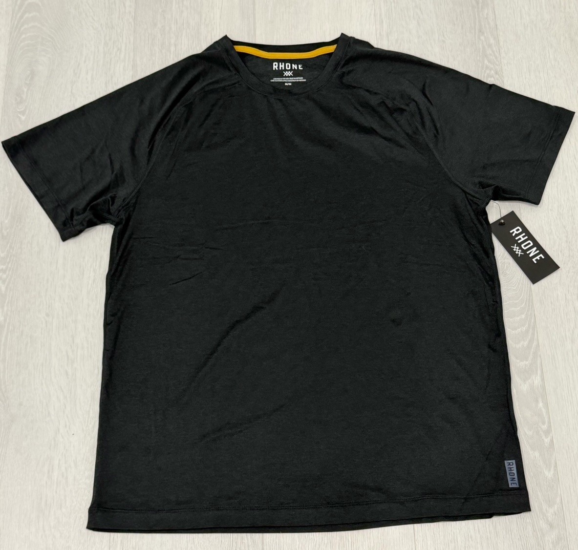 Men’s RHONE Atmosphere Tee T-shirt Short Sleeve – True Black Heather – M $58