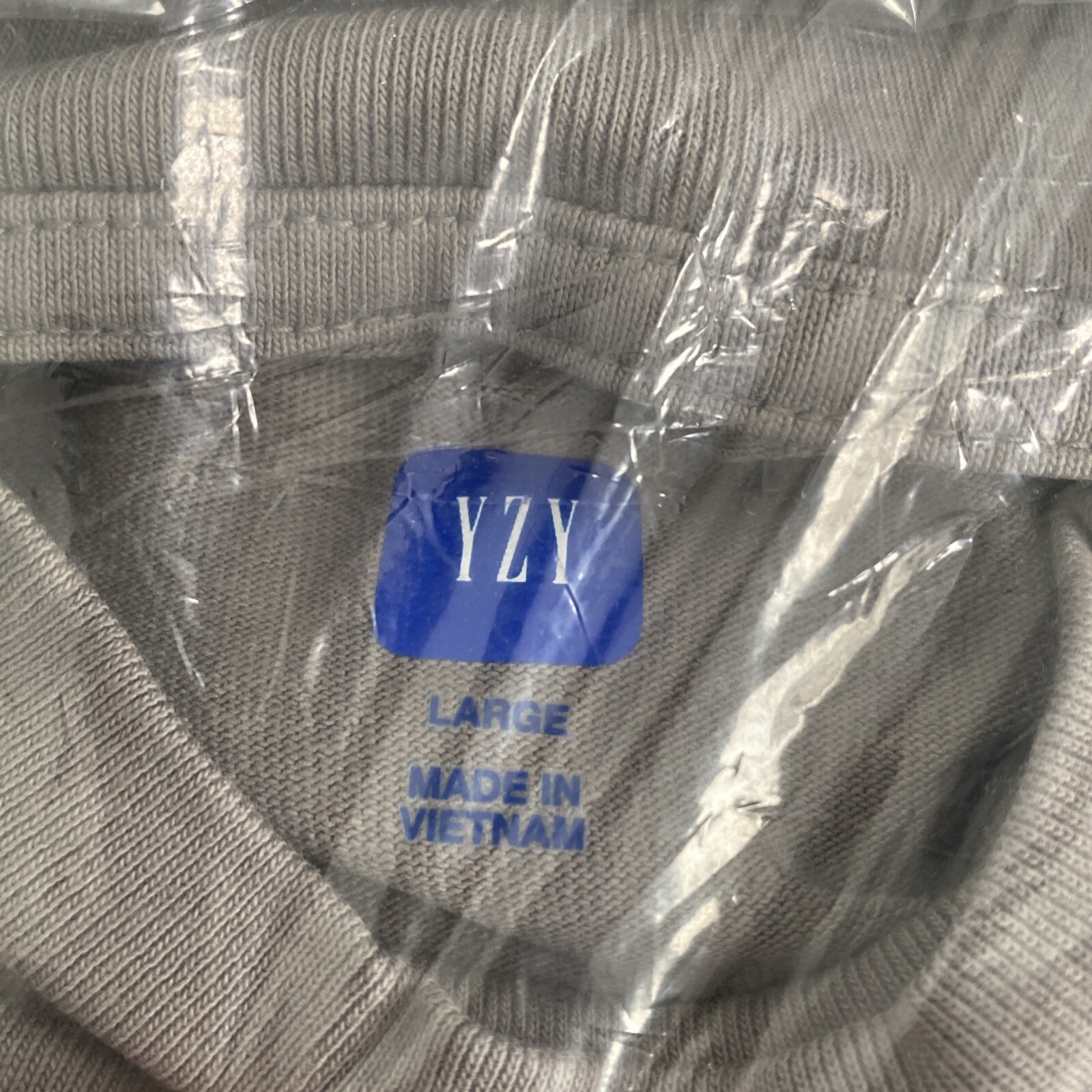Size Large – Yeezy Gap Long Sleeve T-Shirt Mens Grey YZY Kanye West Brand New