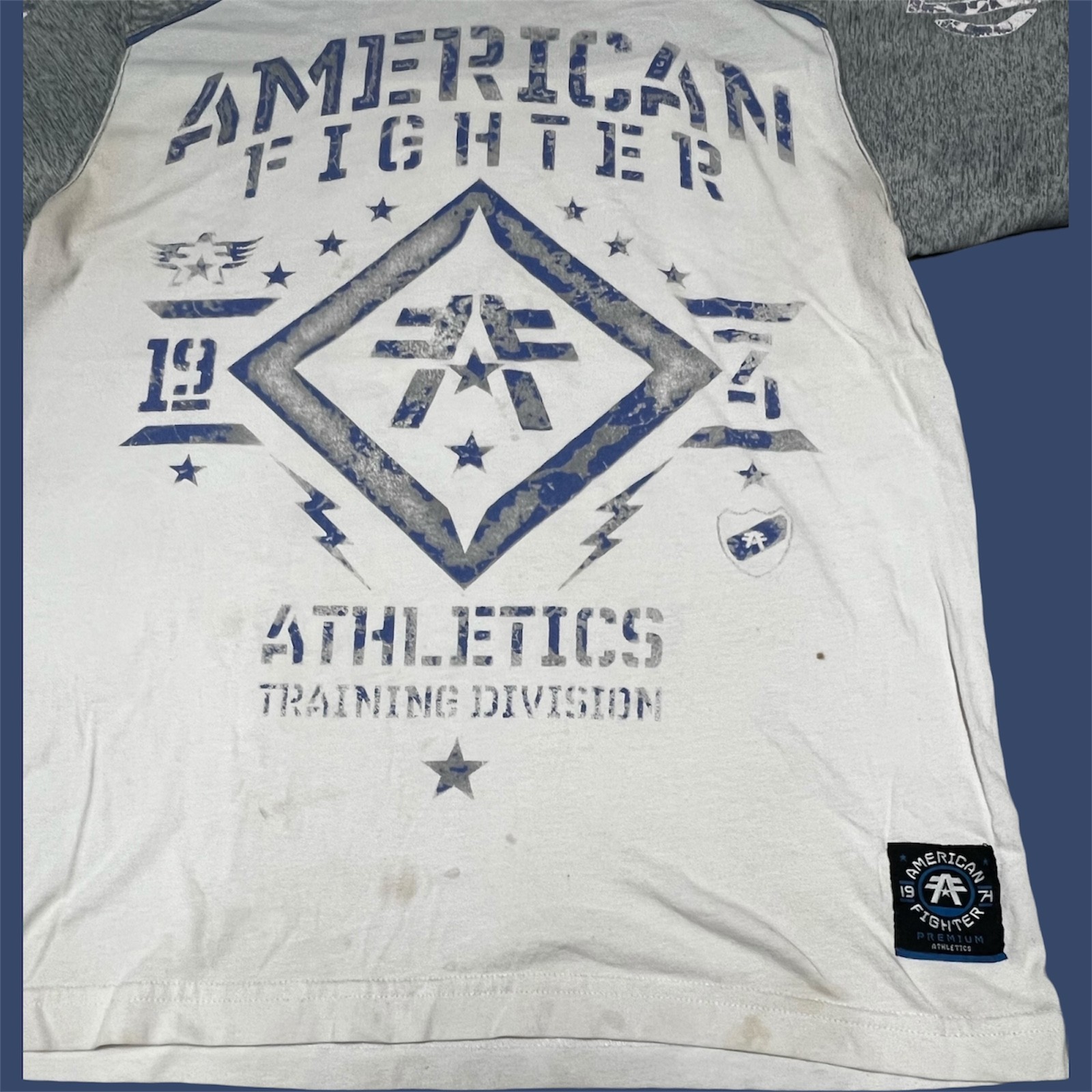 American Fighter exclusively made for Buckle patriotic Ringer tshirt L