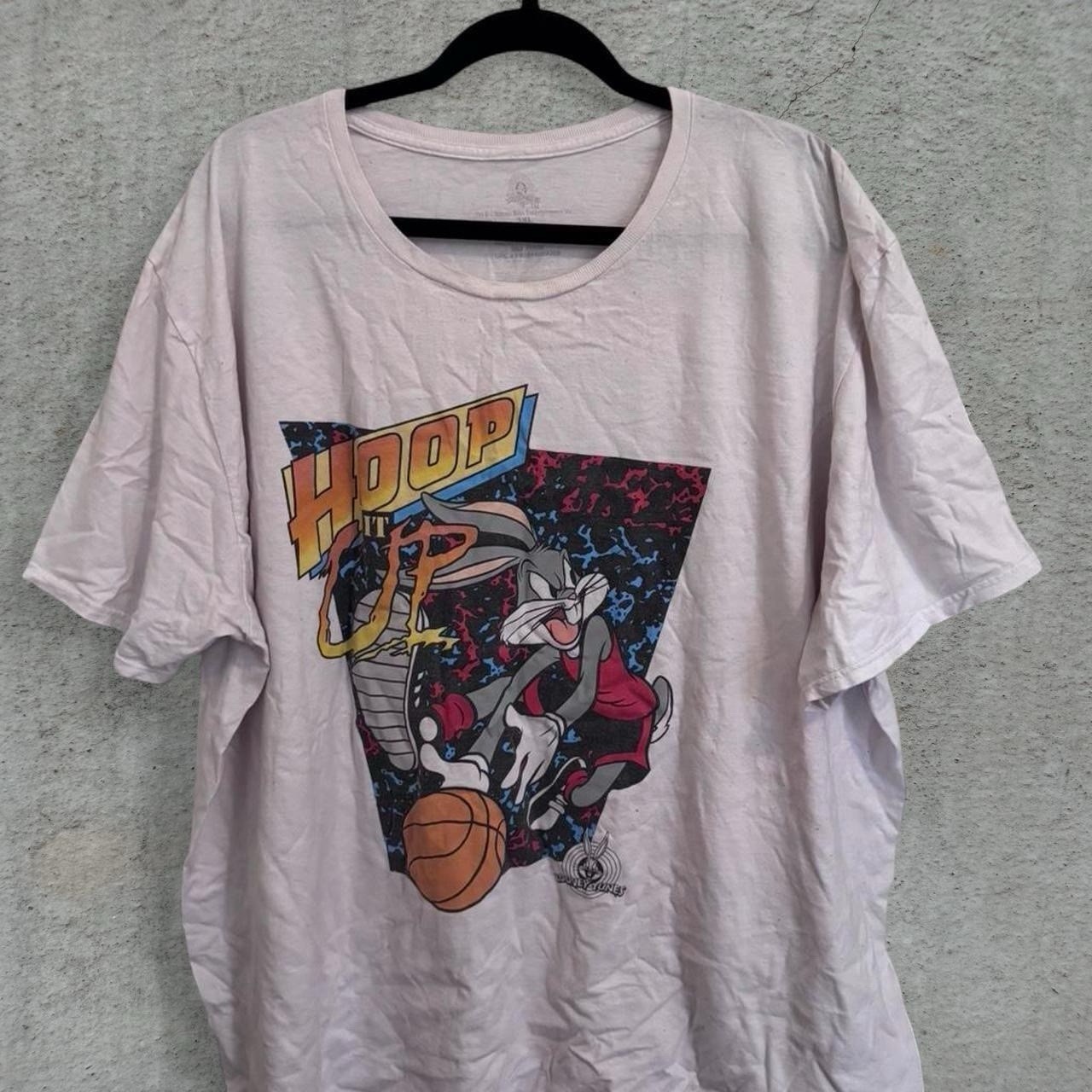 Vintage-Style Looney Tunes Bugs Bunny “Hoop It Up” Tee Size L