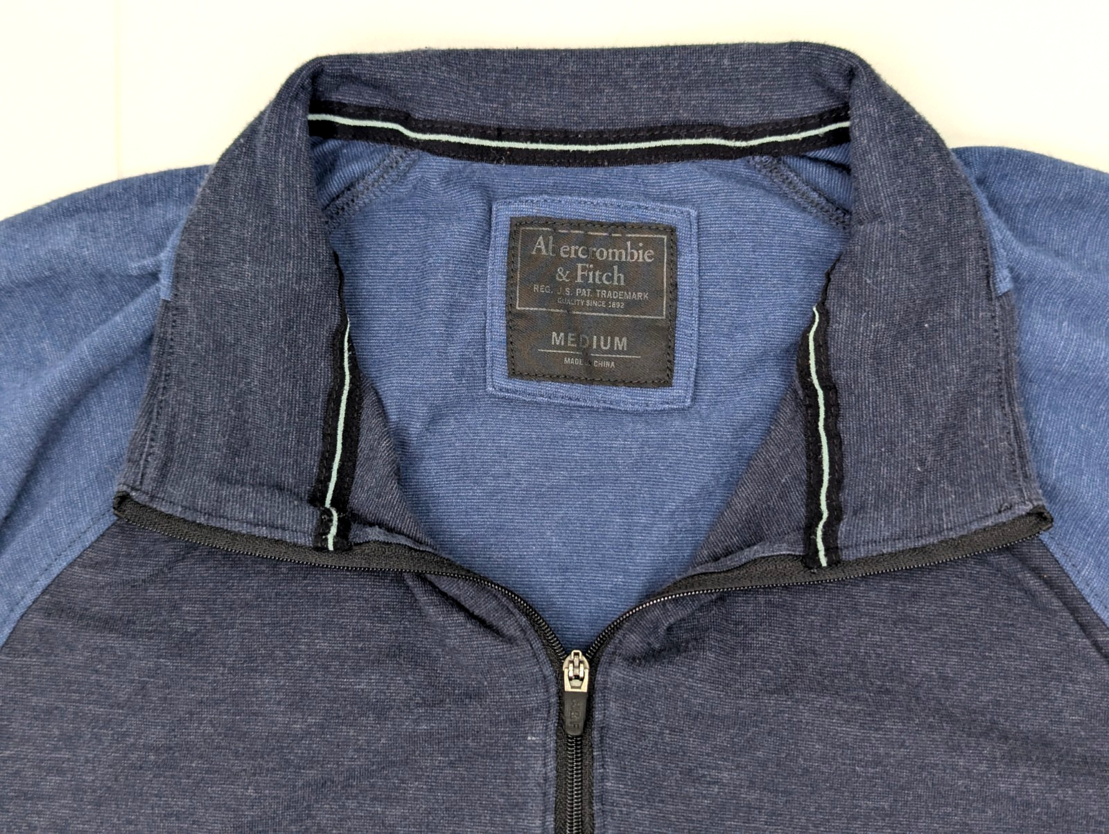 Abercrombie & Fitch 1/4 Zip Lightweight Pullover Shirt Sweater, Men M, Blue EUC