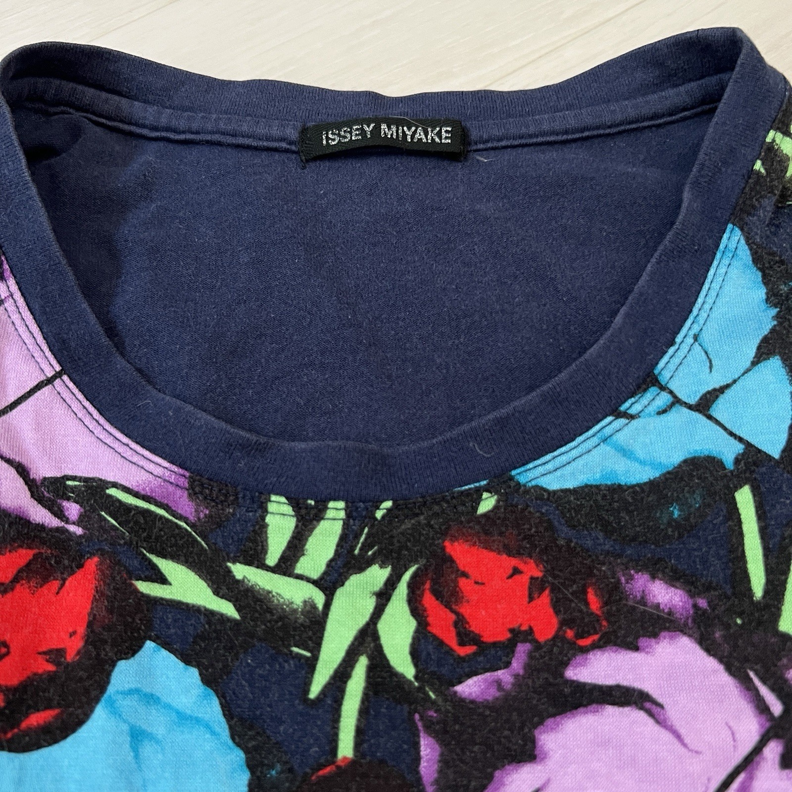 ISSEY MIYAKE T-shirt Painted Print Size 4 Good Condition