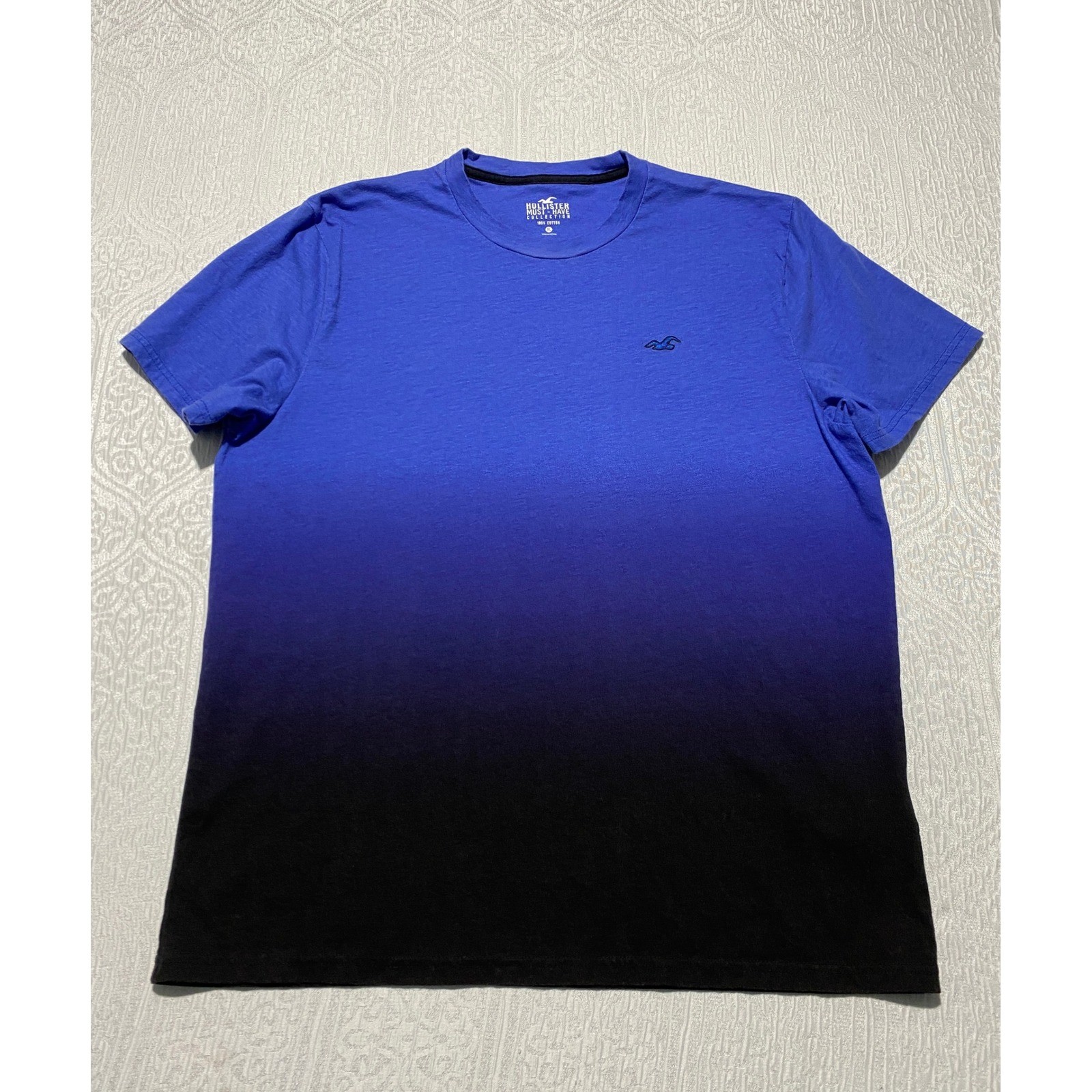 Hollister Must-Have Collection Mens XL Blue Black Ombre Gradient Cotton T-Shirt