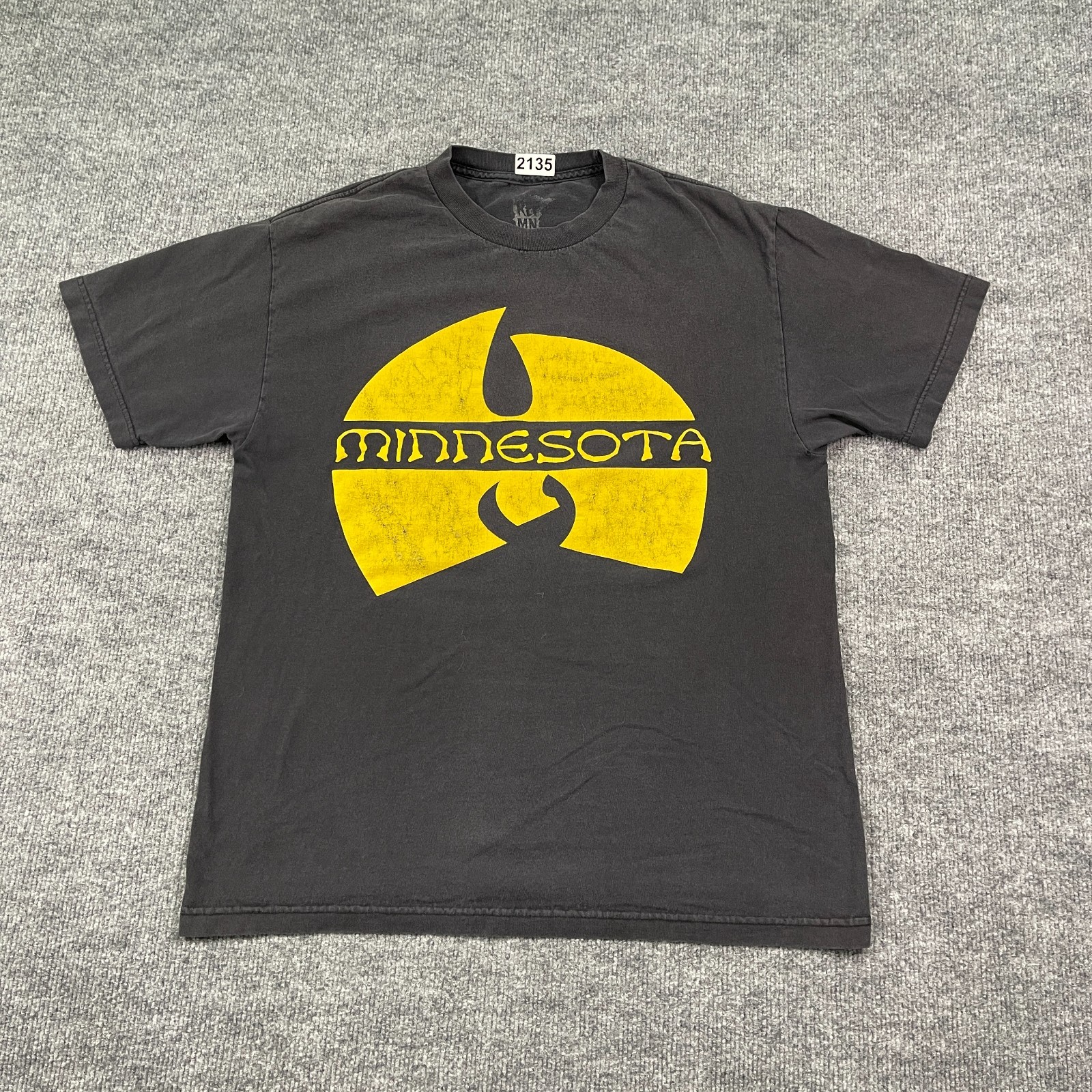 Y2K Rep Minnesota Wu-Tang Parody Graphic Shirt Large 21×27 Black