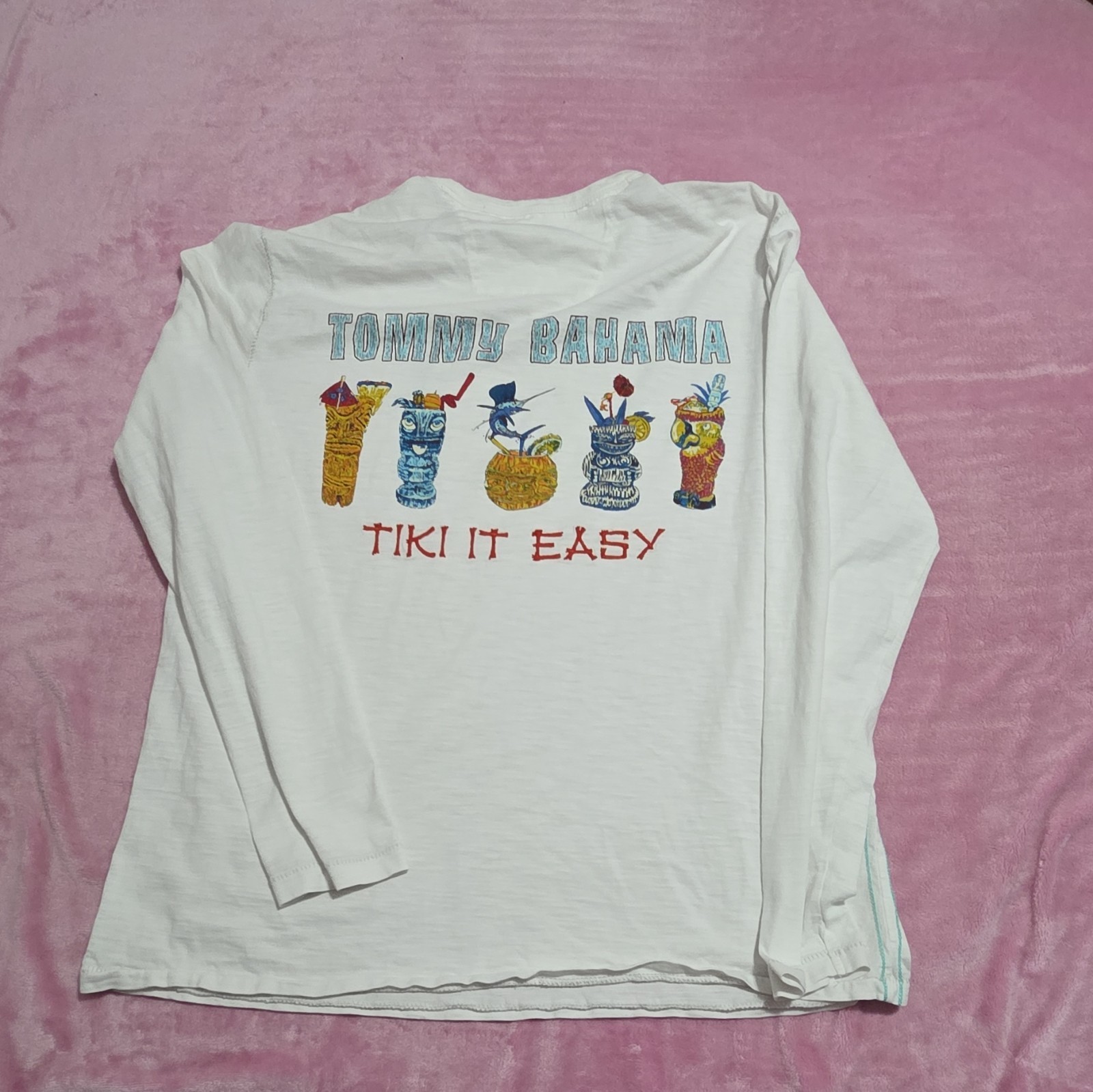 Tommy Bahama Men’s White Cotton Knit Crew Neck Long Sleeve Tiki Graphic Tee S/P