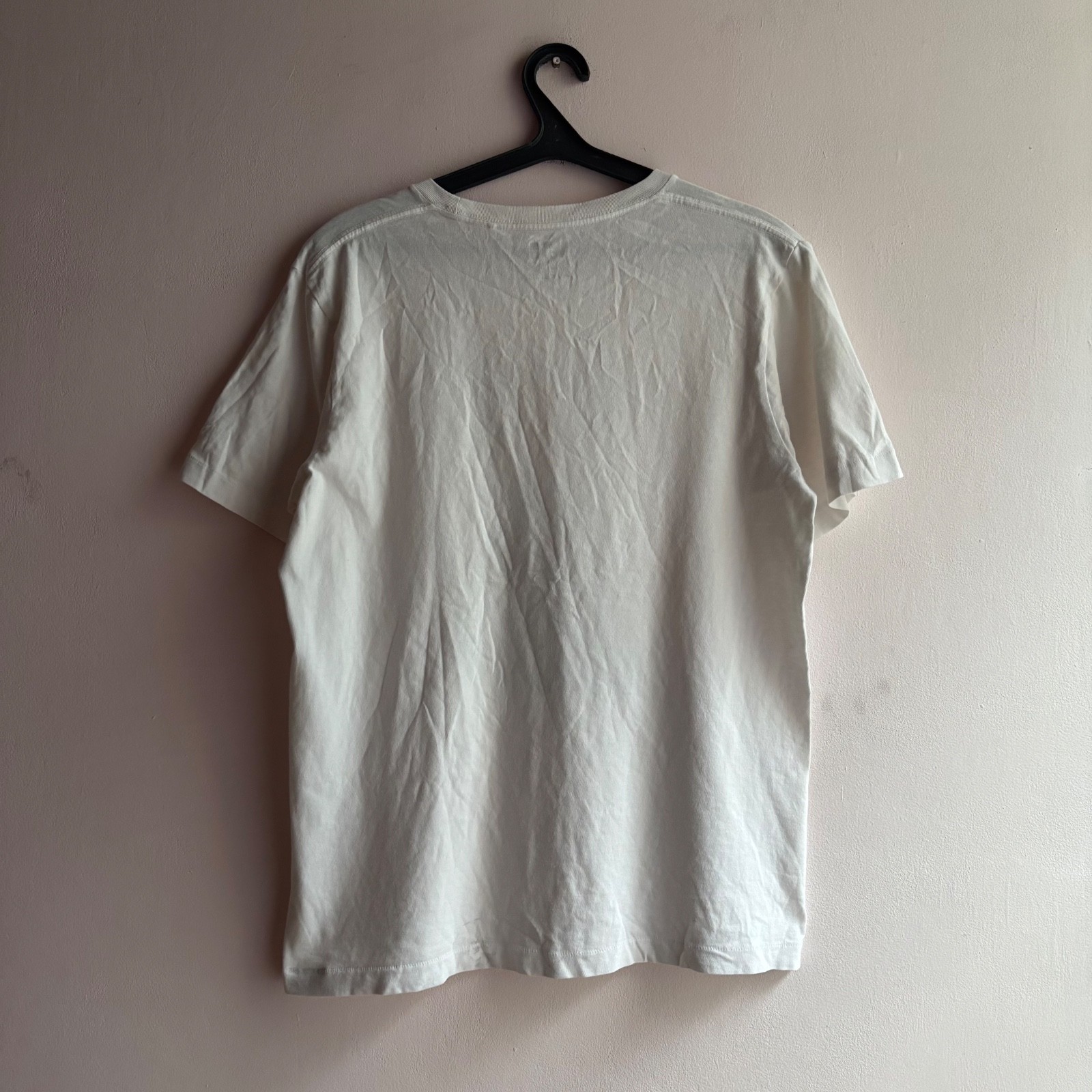 Uniqlo UT KAWS Companion Graphic T-Shirt White Mens Size L XX Sleeve