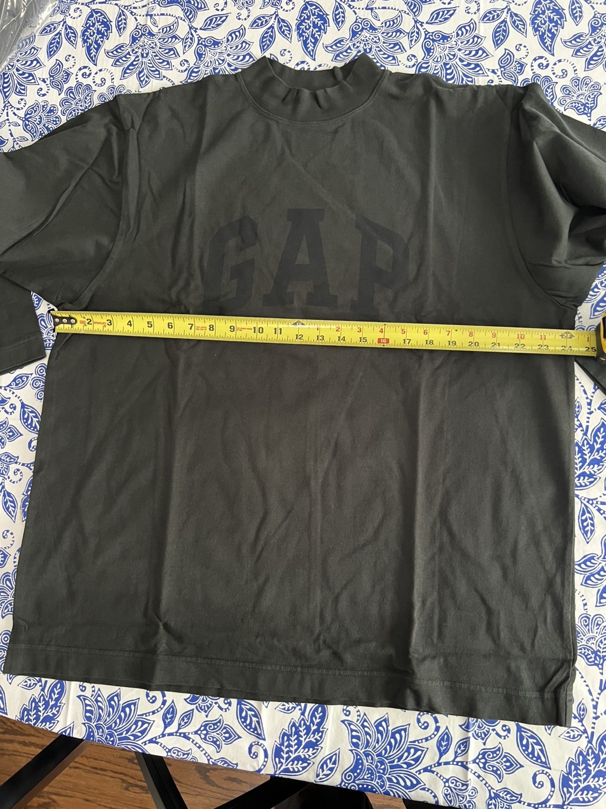 *New In Bag* Yeezy Gap x Balenciaga BLK Dove Long Sleeve Black XSmall Rare