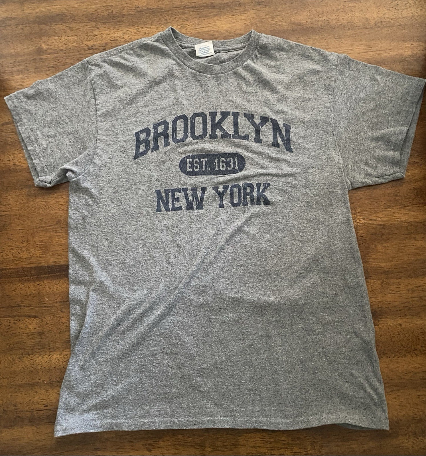 Vintage Brooklyn Est. 1631 Graphic T-Shirt M 90s Y2K Made USA Streetwear Tee