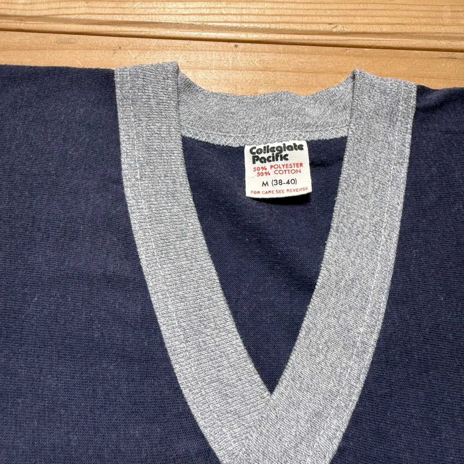 Vintage 1978 Garfield Air Force Academy Cartoon Colorblock V-Neck T-Shirt Medium
