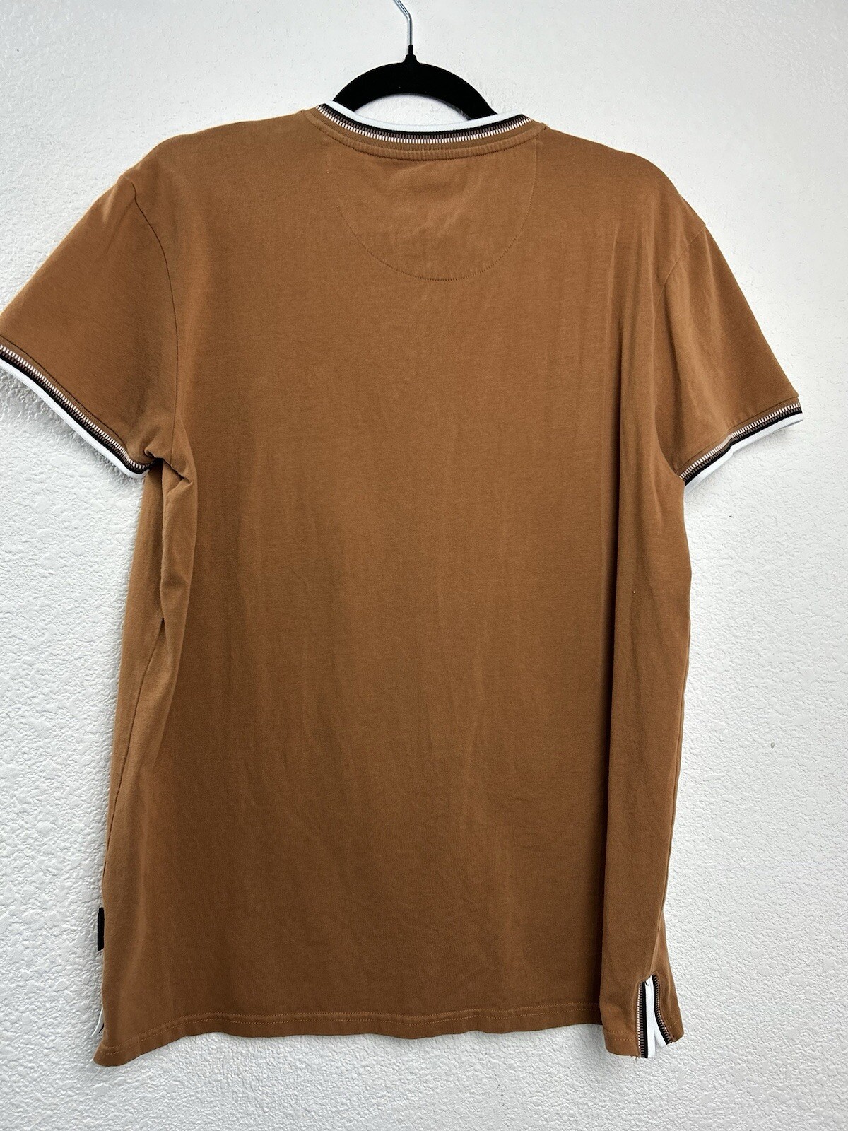 Scott James TShirt Tee Mens L Short Sleeve Logo Brown Black White Stretch Edgy