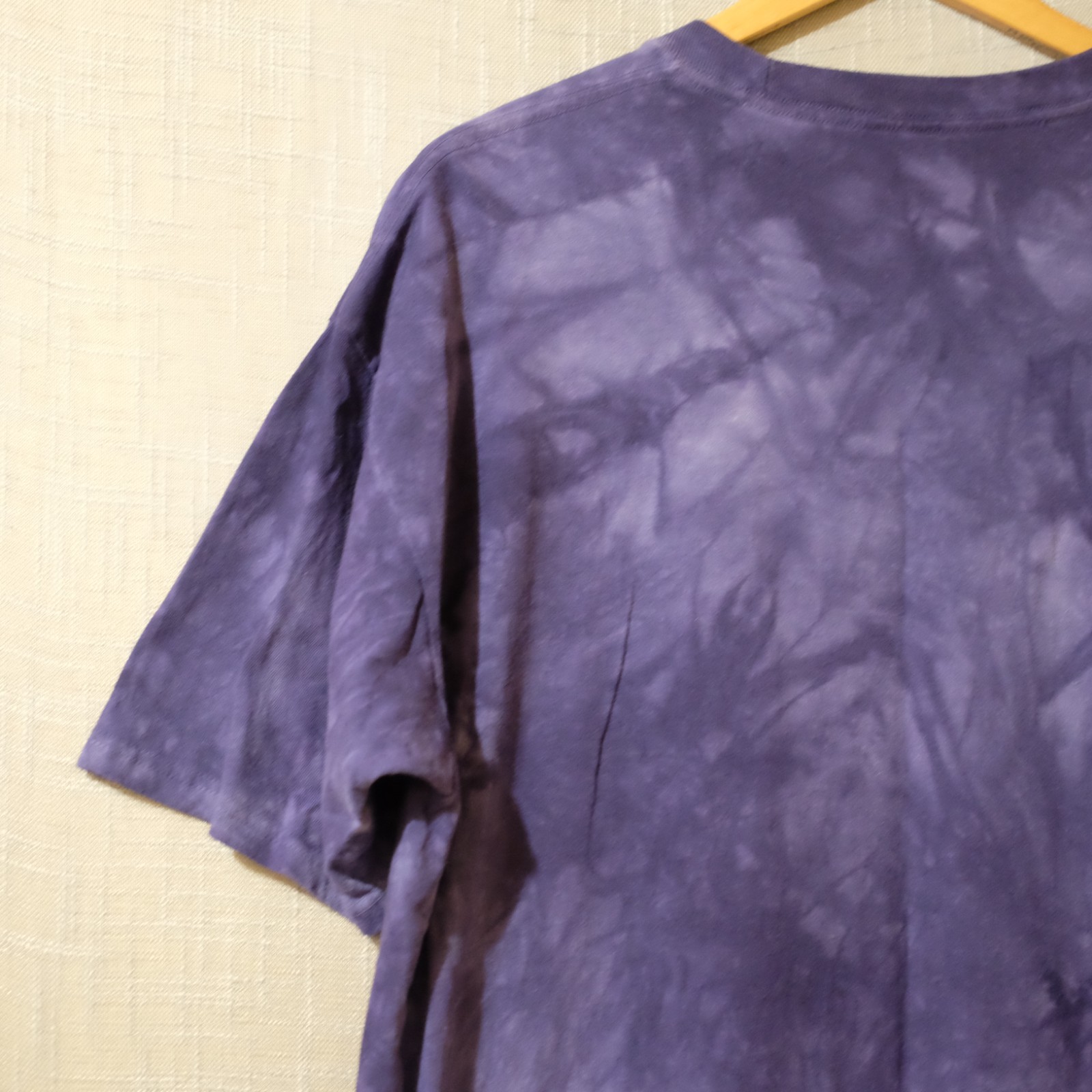 The Mountain 2015 Four Wolf Moon Graphic Tee Purple 100% Cotton Mens XL #A2-65
