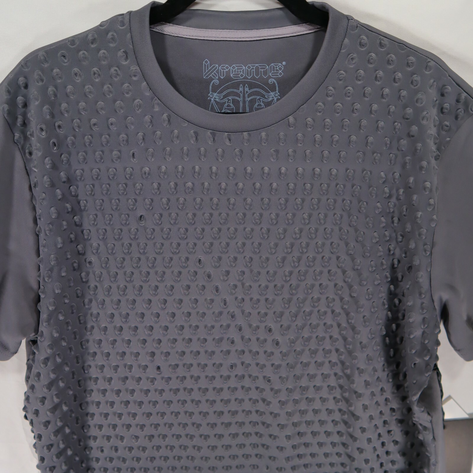Krome L Mens T Shirt Charcoal Grey Textured Polyester Stretch Rare Textured NWT