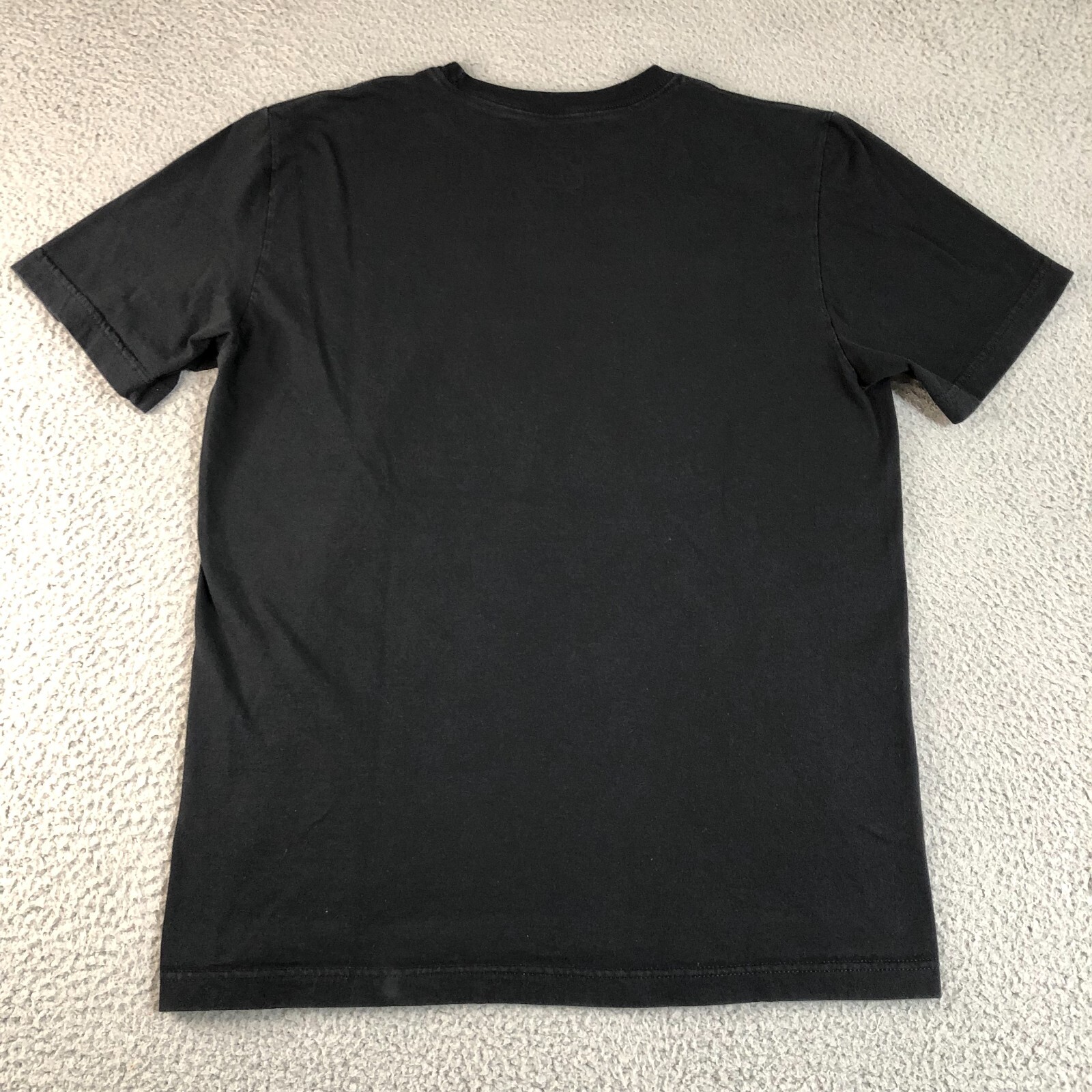 Nike Shirt Men Medium Black Solid Graphic Logo Tee Sportswear Unleash Speed