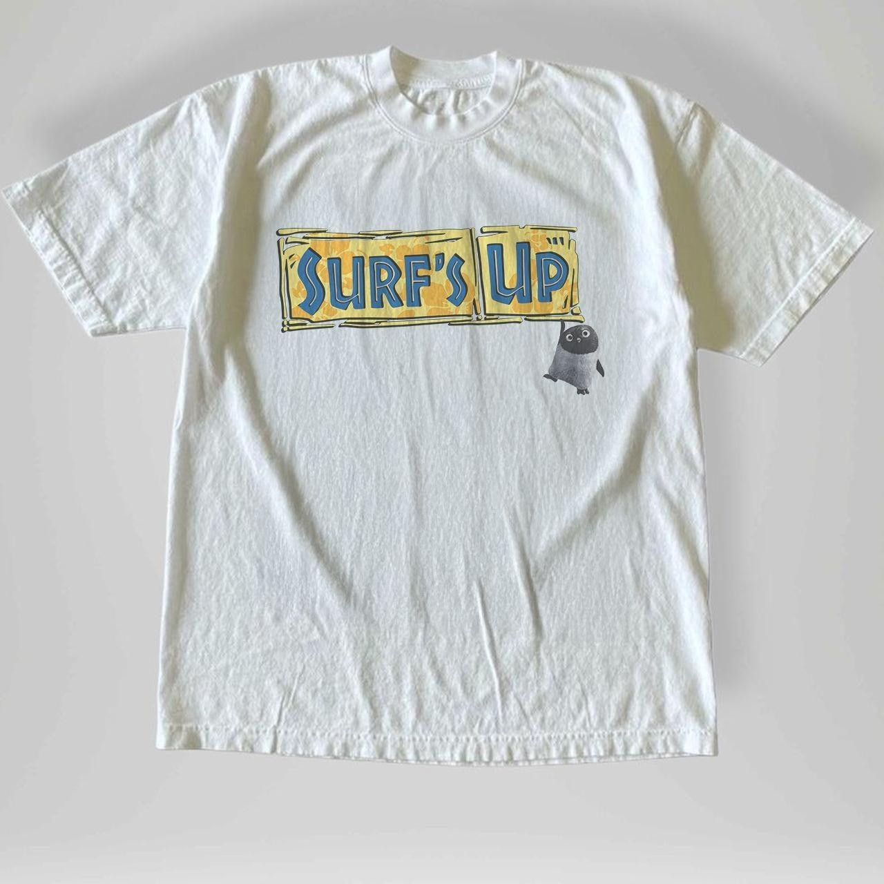 Vintage style 2007 surfs up dvd movie tshirt, vintage movie tshirt