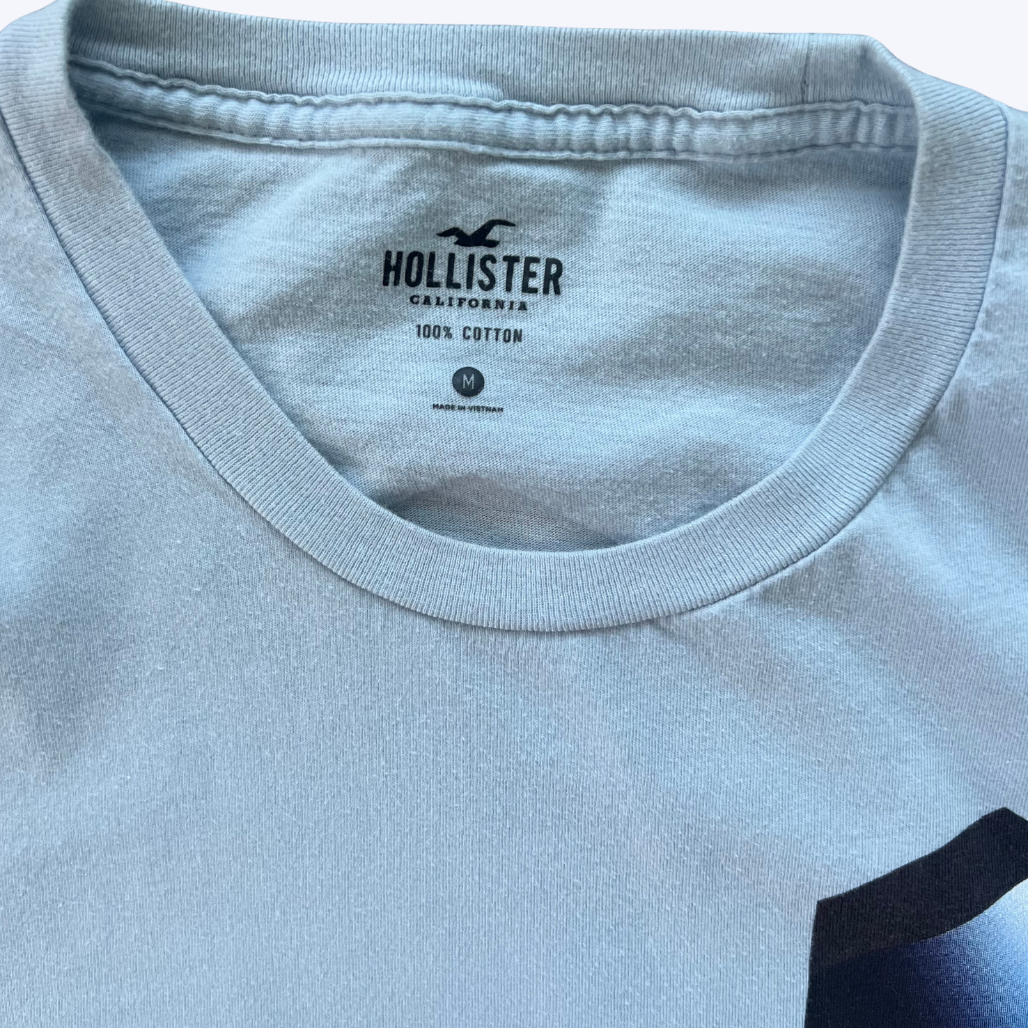 Hollister T-Shirt Adult Medium Short Sleeve Blue Cube Box
