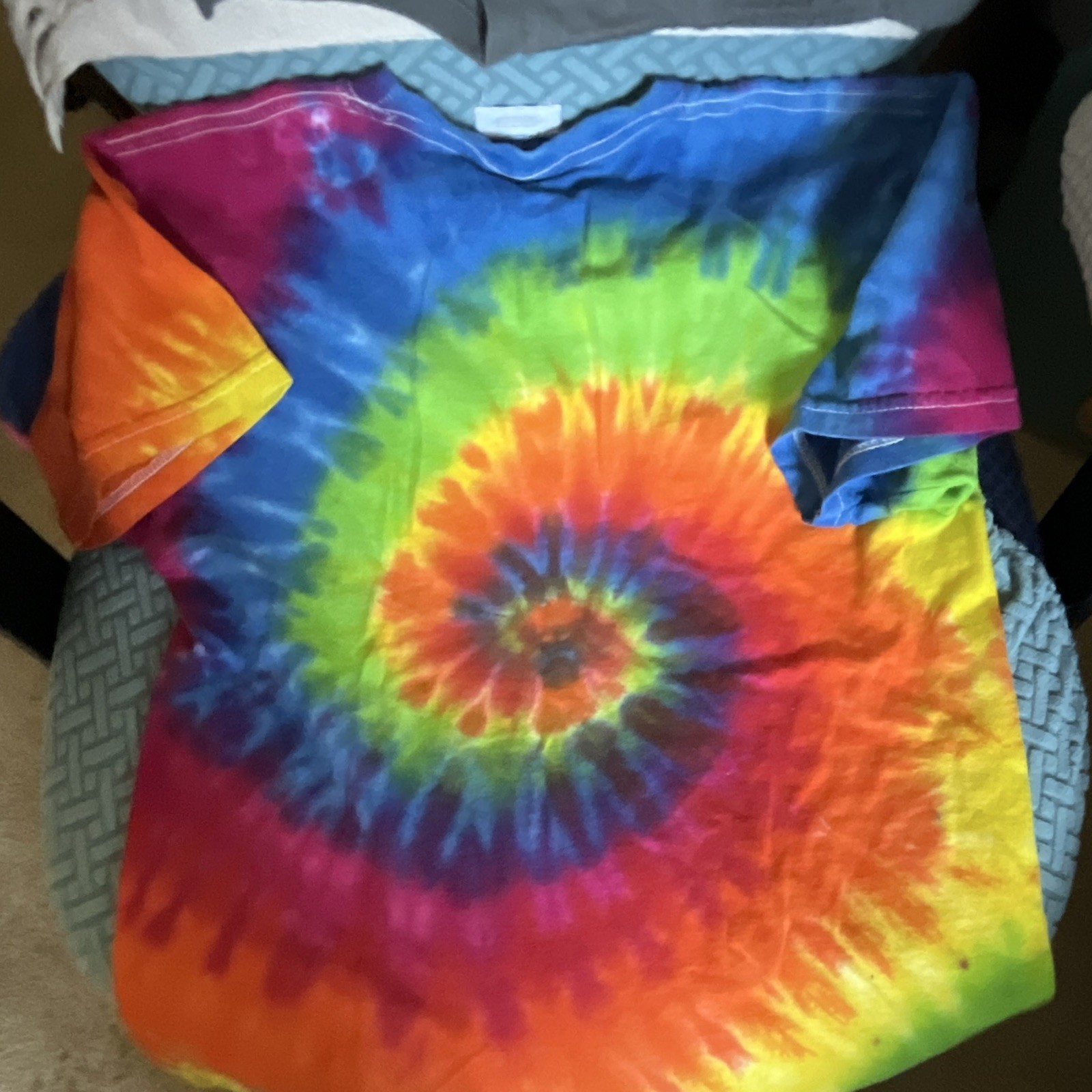 Gildan Tie-Dye Rainbow Spiral Crew Neck Short Sleeve Cotton Jersey Tee S