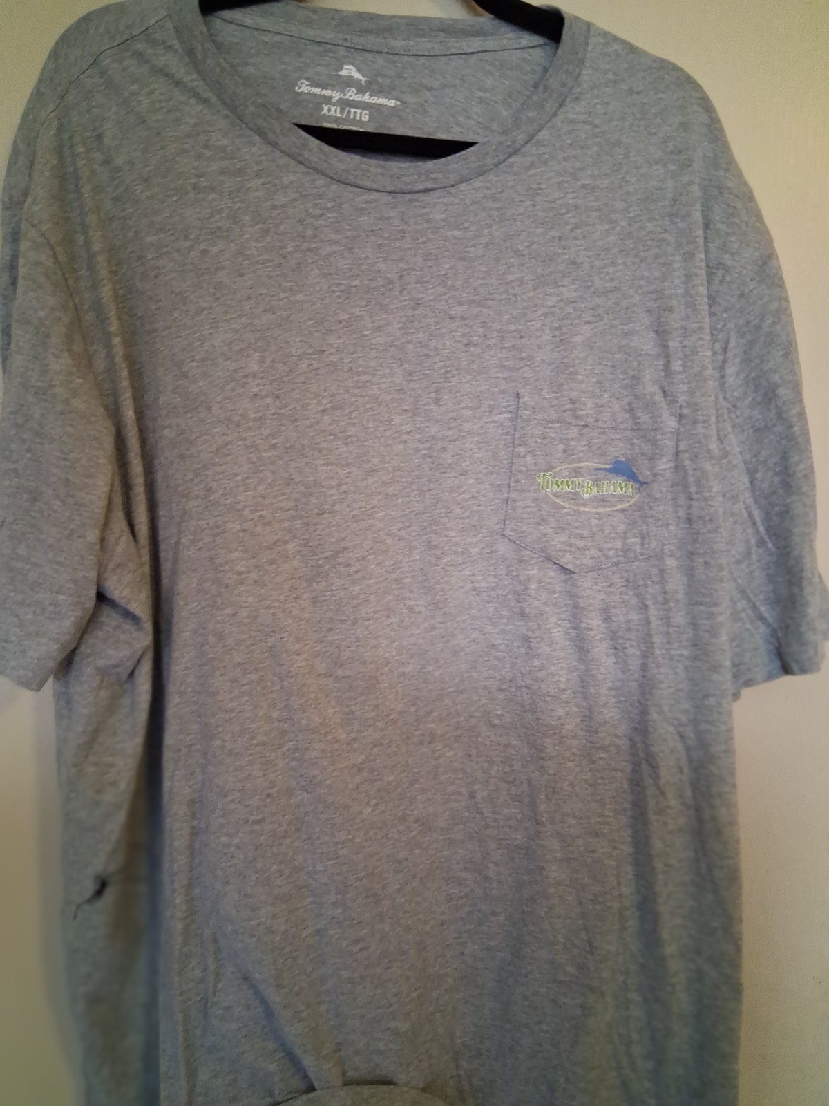 Tommy Bahama Men’s XXL Gray Short Sleeve Crew Neck Pocket Reelin’ & Dealin’ Tee