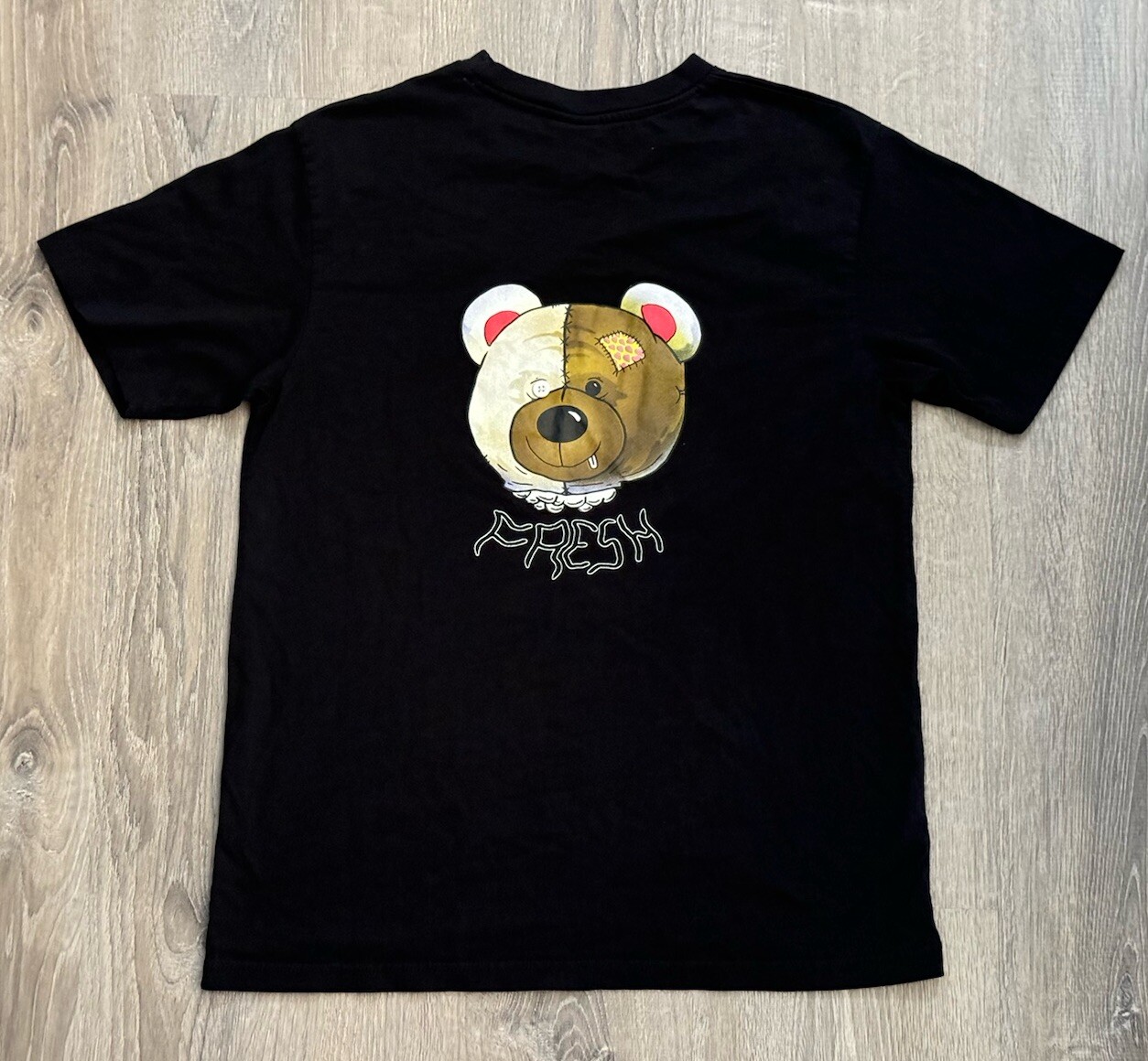 Teddy Fresh Graphic T-Shirt Stitched Button Eye Bear Men’s Medium Black