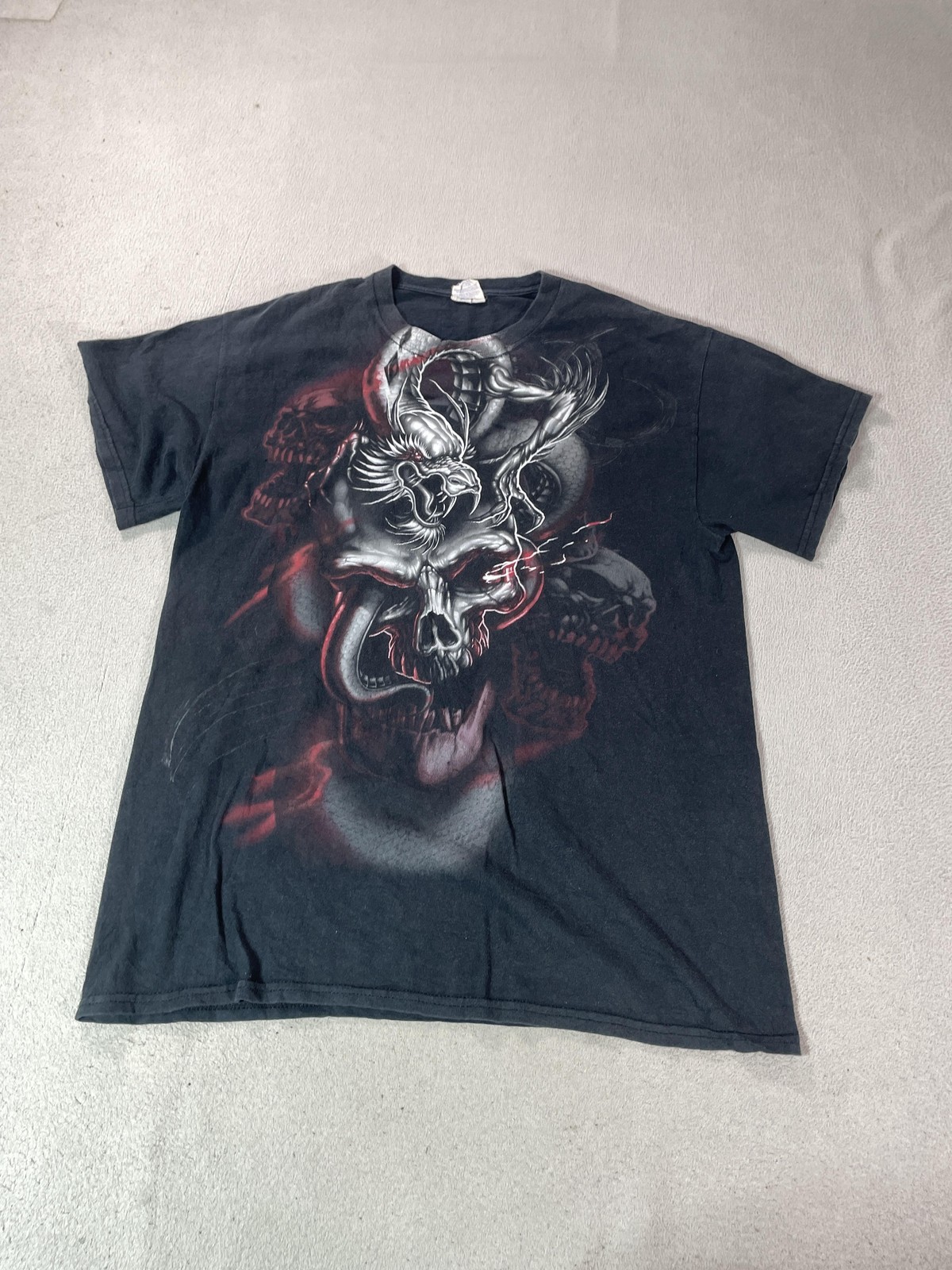 Y2K Dragon Shirt Mens Medium Black Skull Snake Gothic Horror Graphic Tee Top T