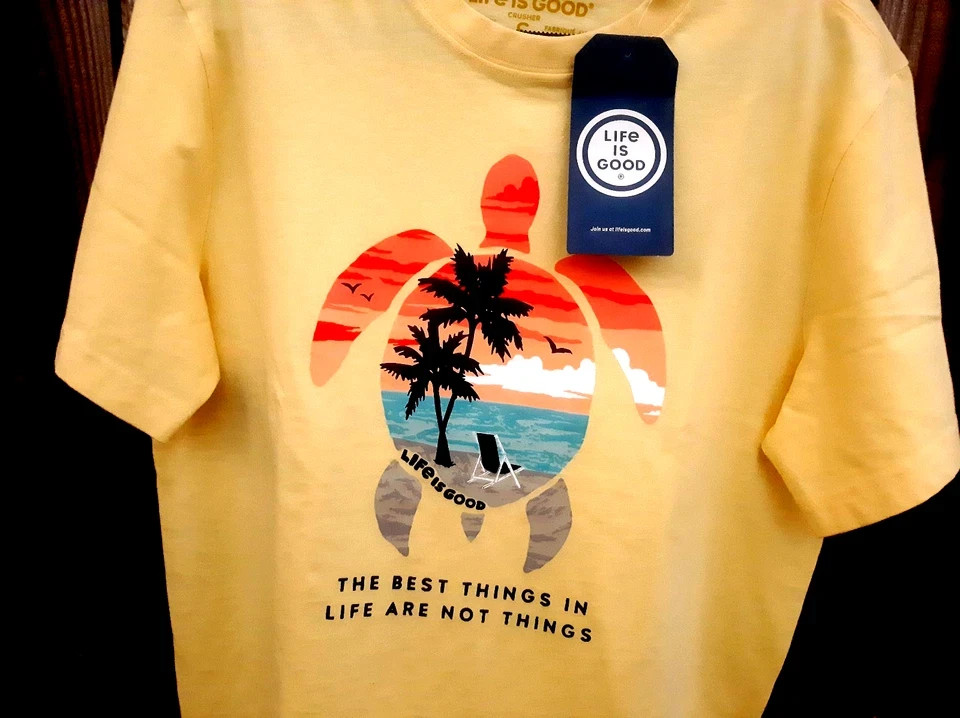 NWT-Life is Good Men’s Crusher Tee Yellow Sea Turtle Graphic T-Shirt-Choose Size