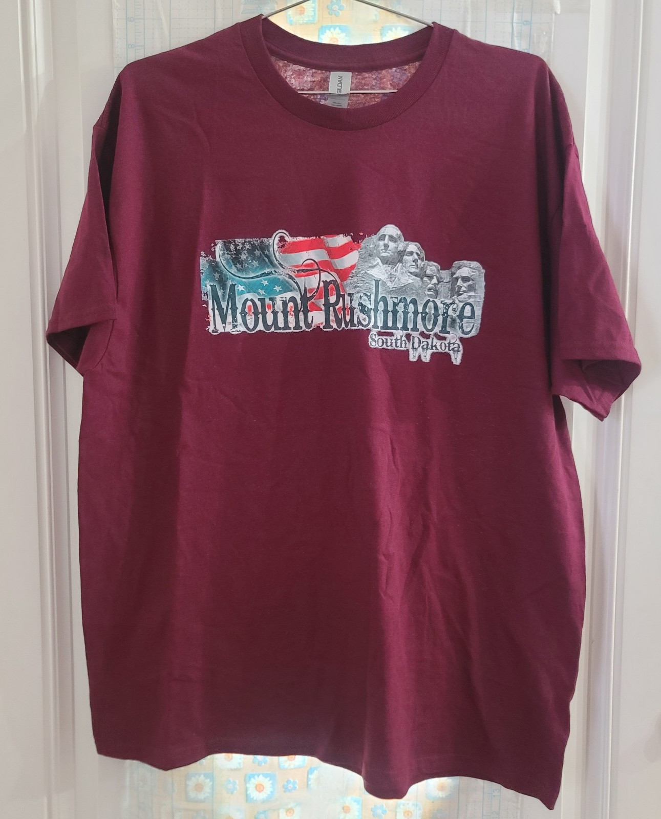 Mount Rushmore Wine Red Graphic T-Shirt XL USA 250th Birthday American Patriot