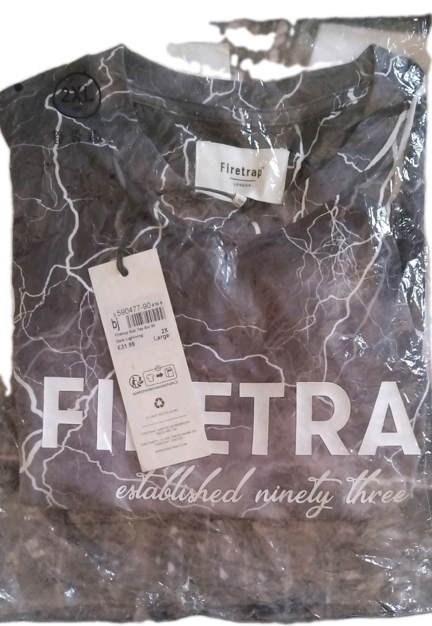 Mens Firetrap Lightning Printed T-shirt Top Casual, Size 2XL New with Tags.